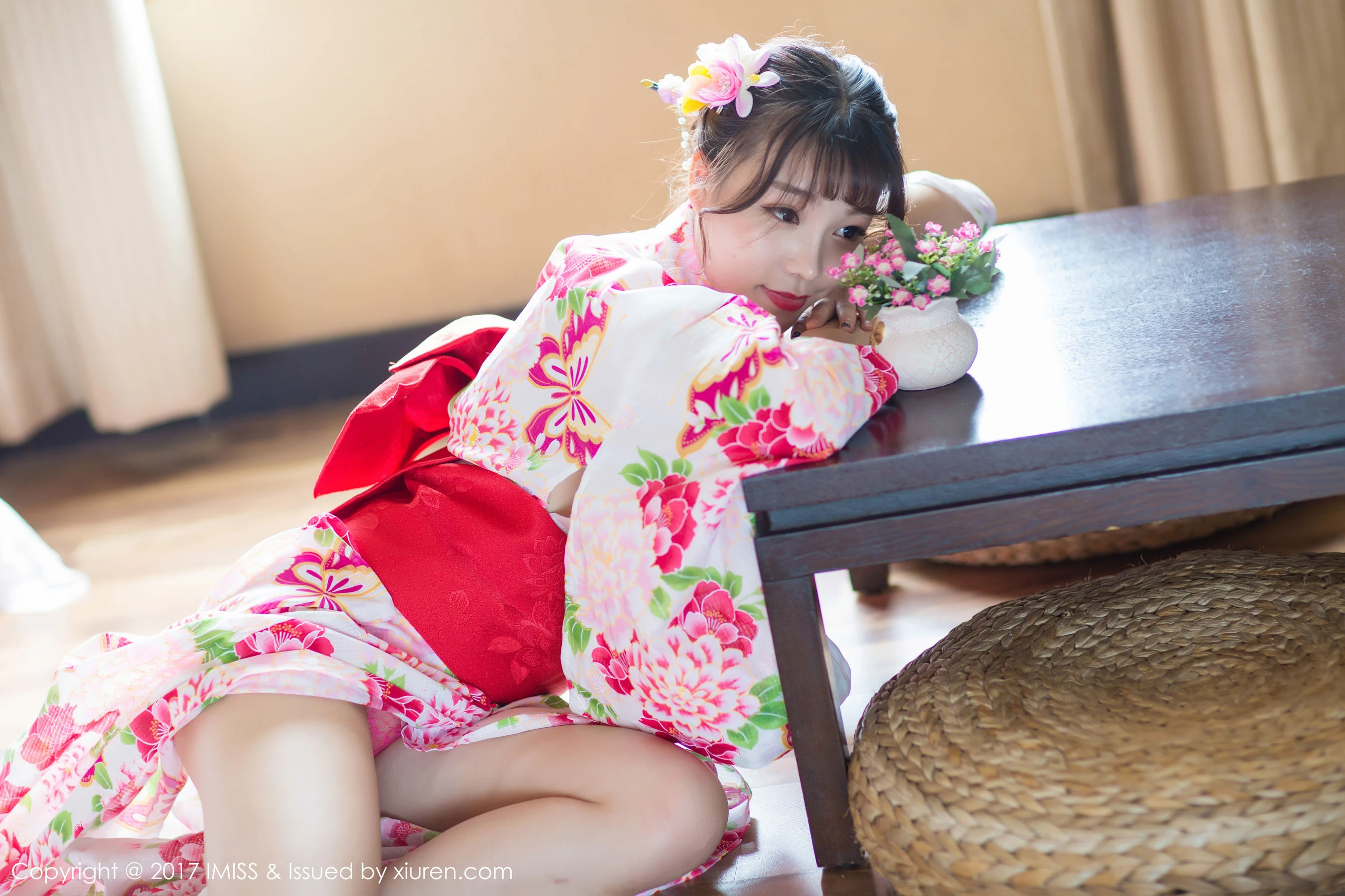 芝芝Booty《日系和服+迷你比基尼》 爱蜜社 VOL.170