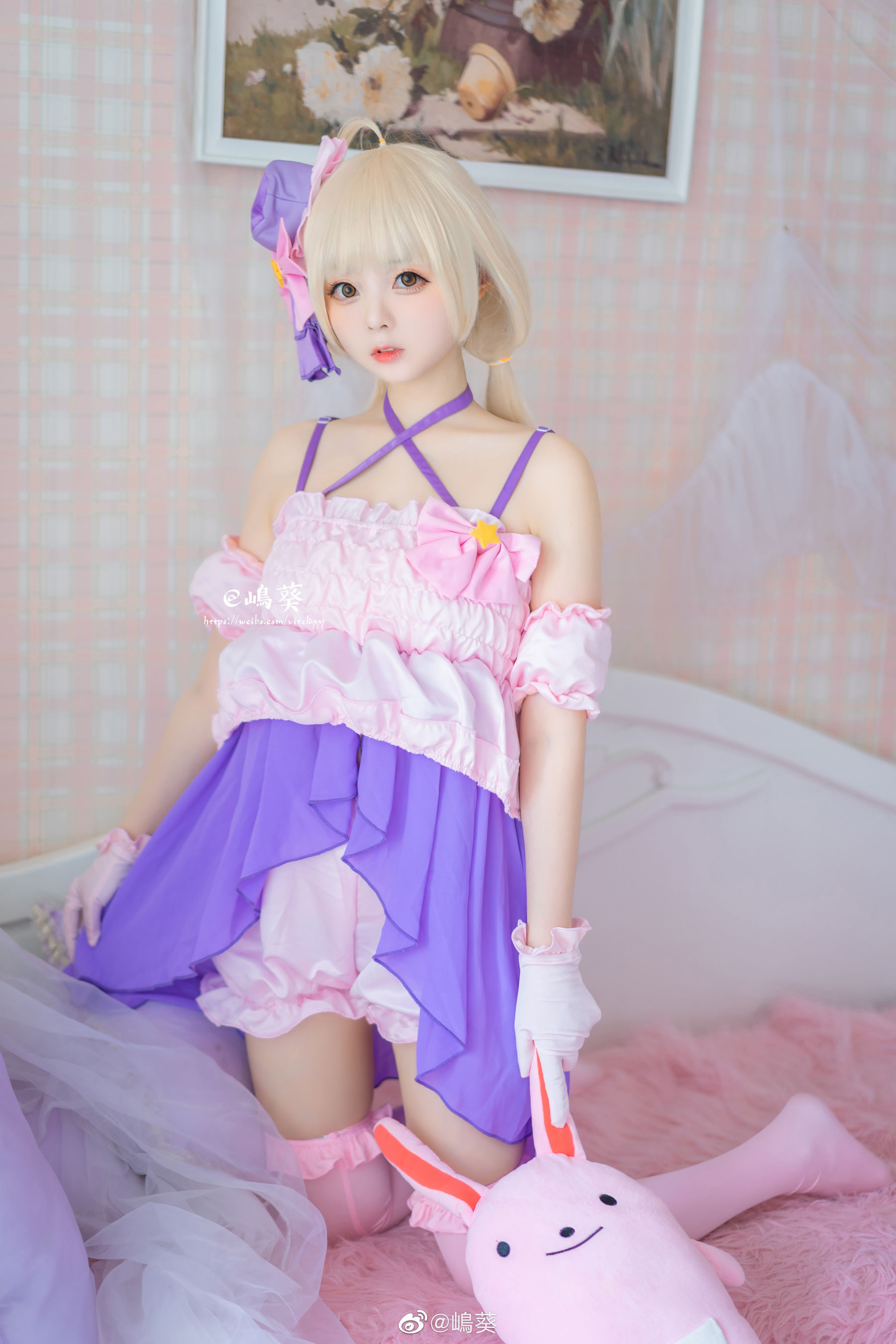 微博美女嶋葵 双叶杏打歌服 [8P] 插图1