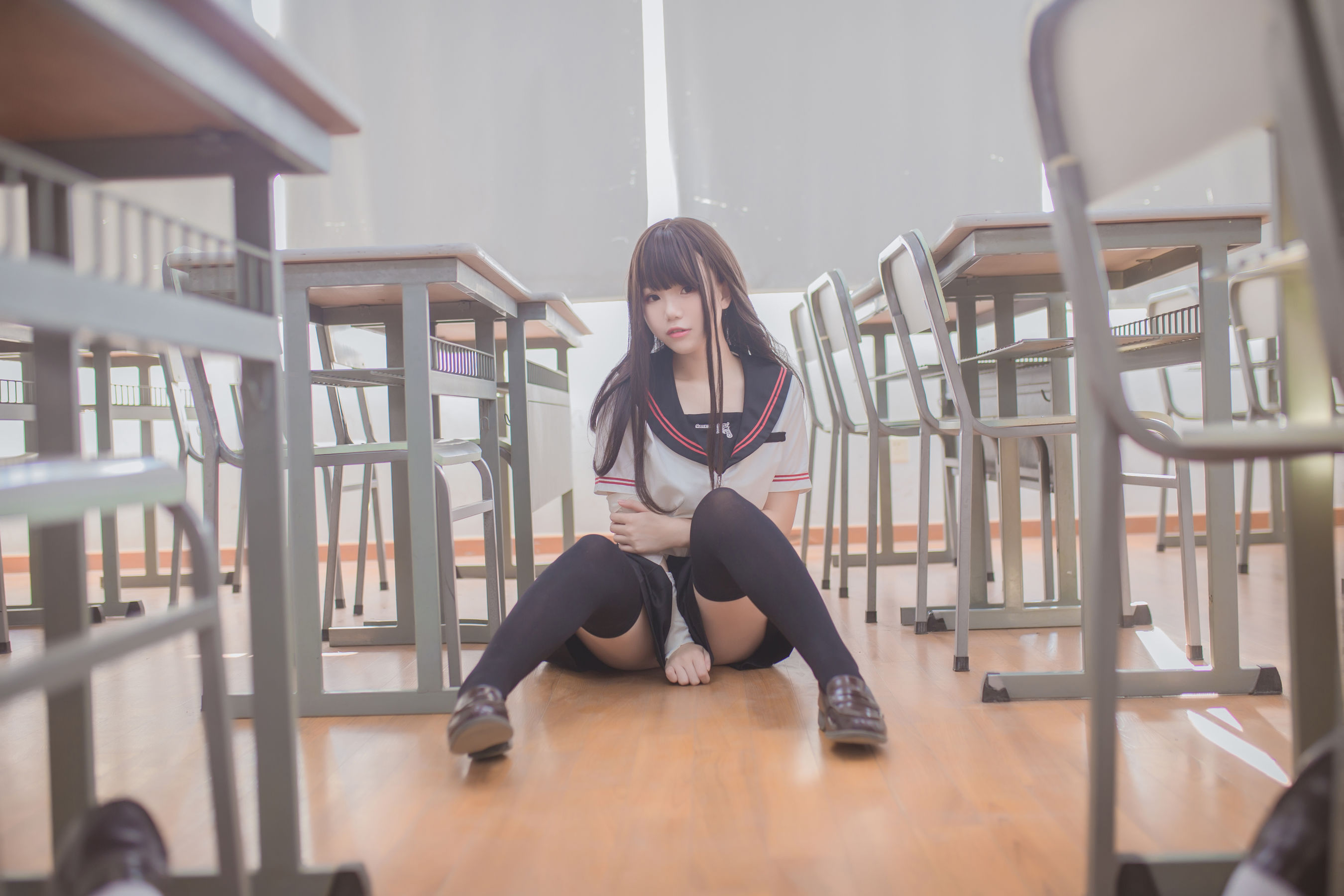 [萝莉COS] Yoko宅夏《黑丝JK》 [39P] 插图1