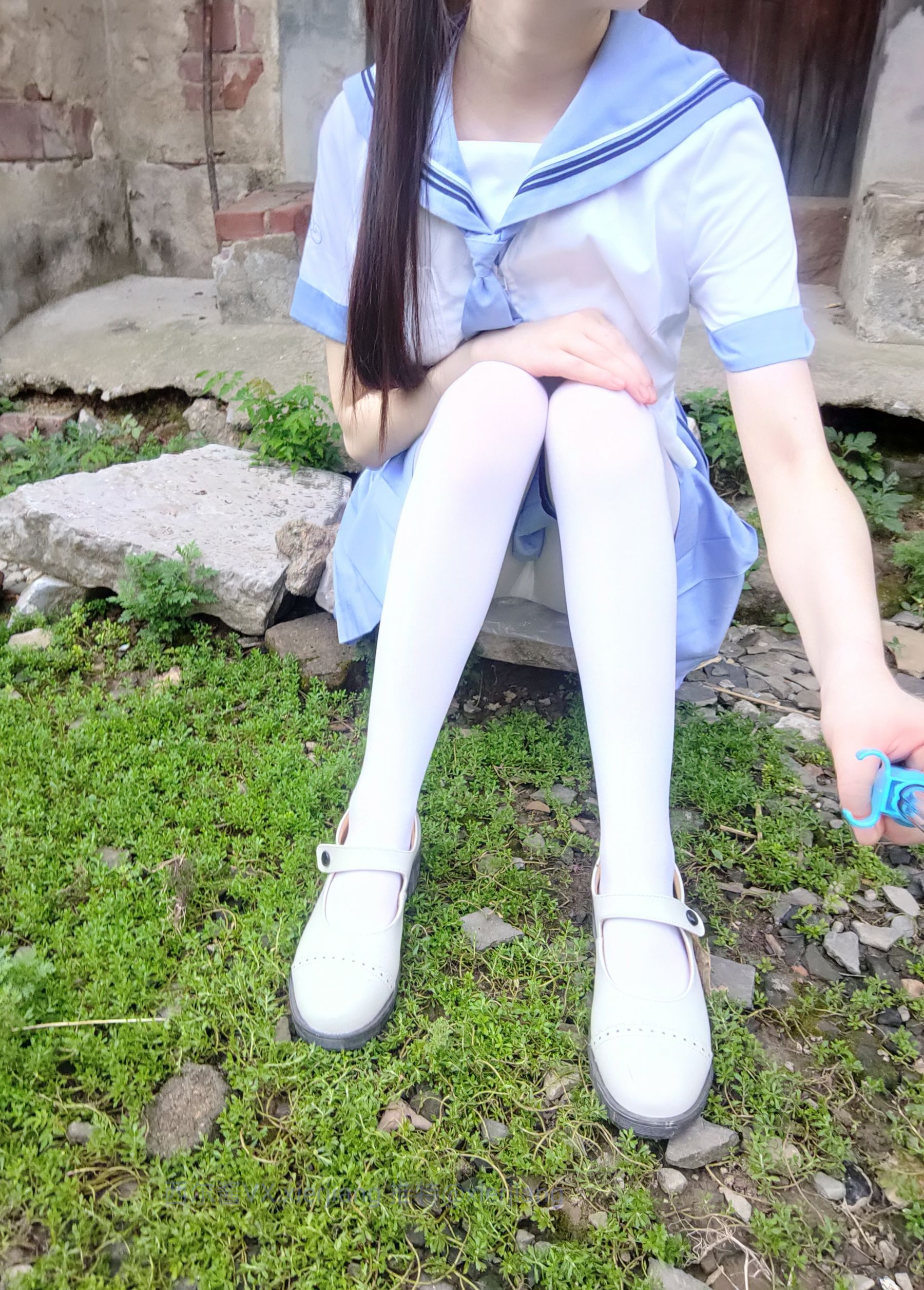 微博萌妹子西尔酱 – 青草水手服 [74P] 插图1