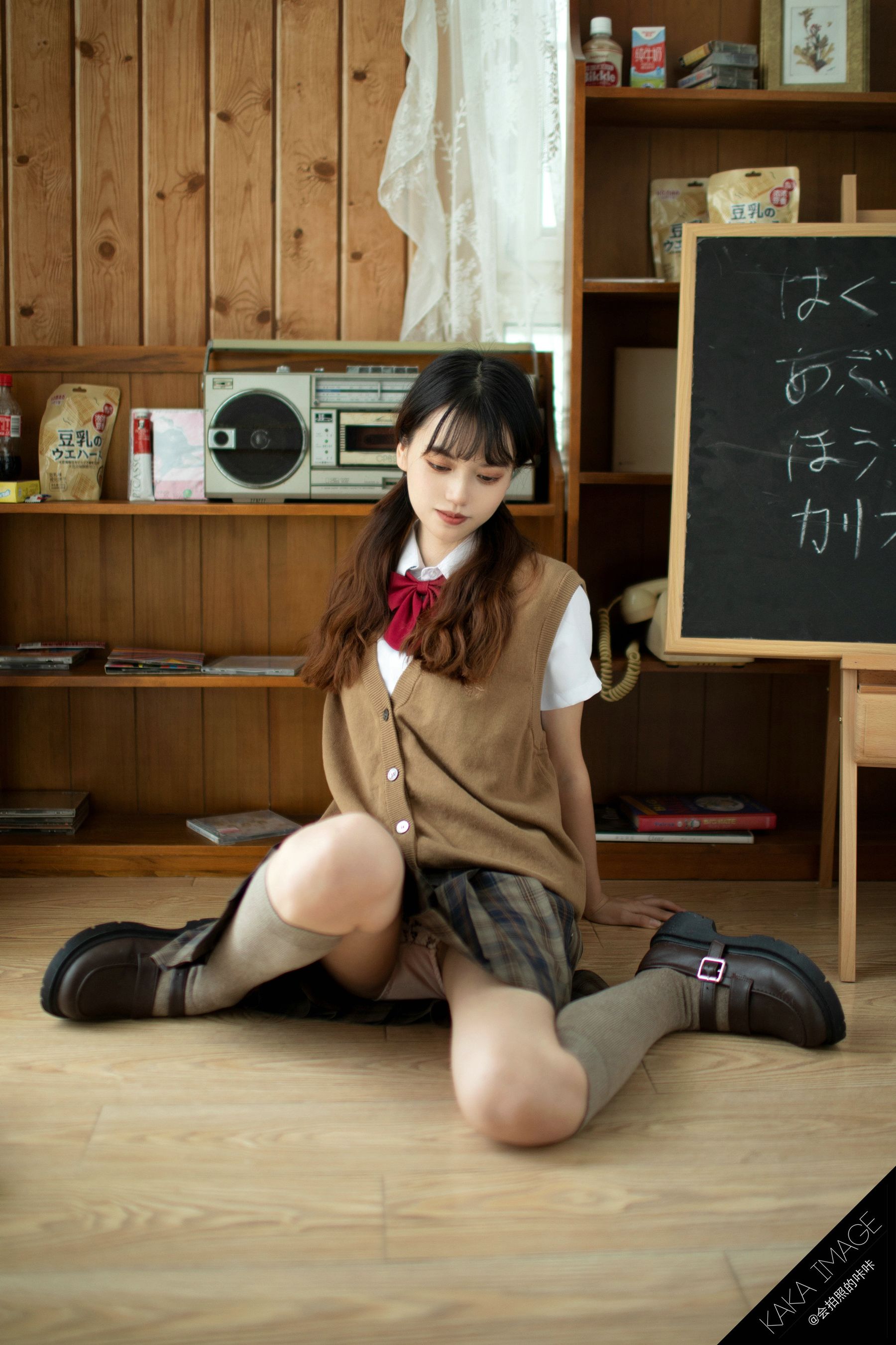 劳小白 – 校服JK [13P] 插图1