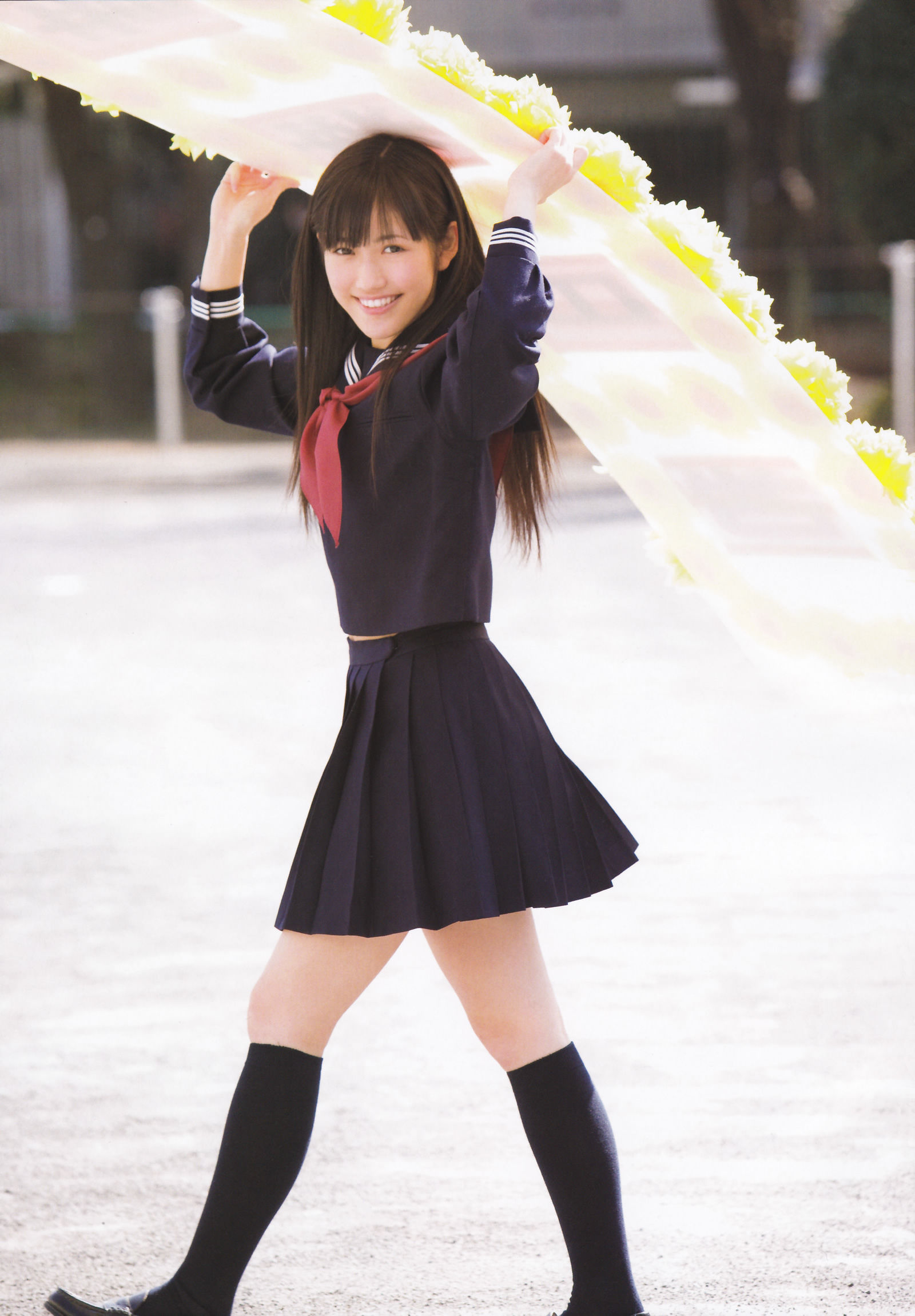 渡邊麻友『1st写真集 まゆゆ』 渡边达生 [194P] 插图1