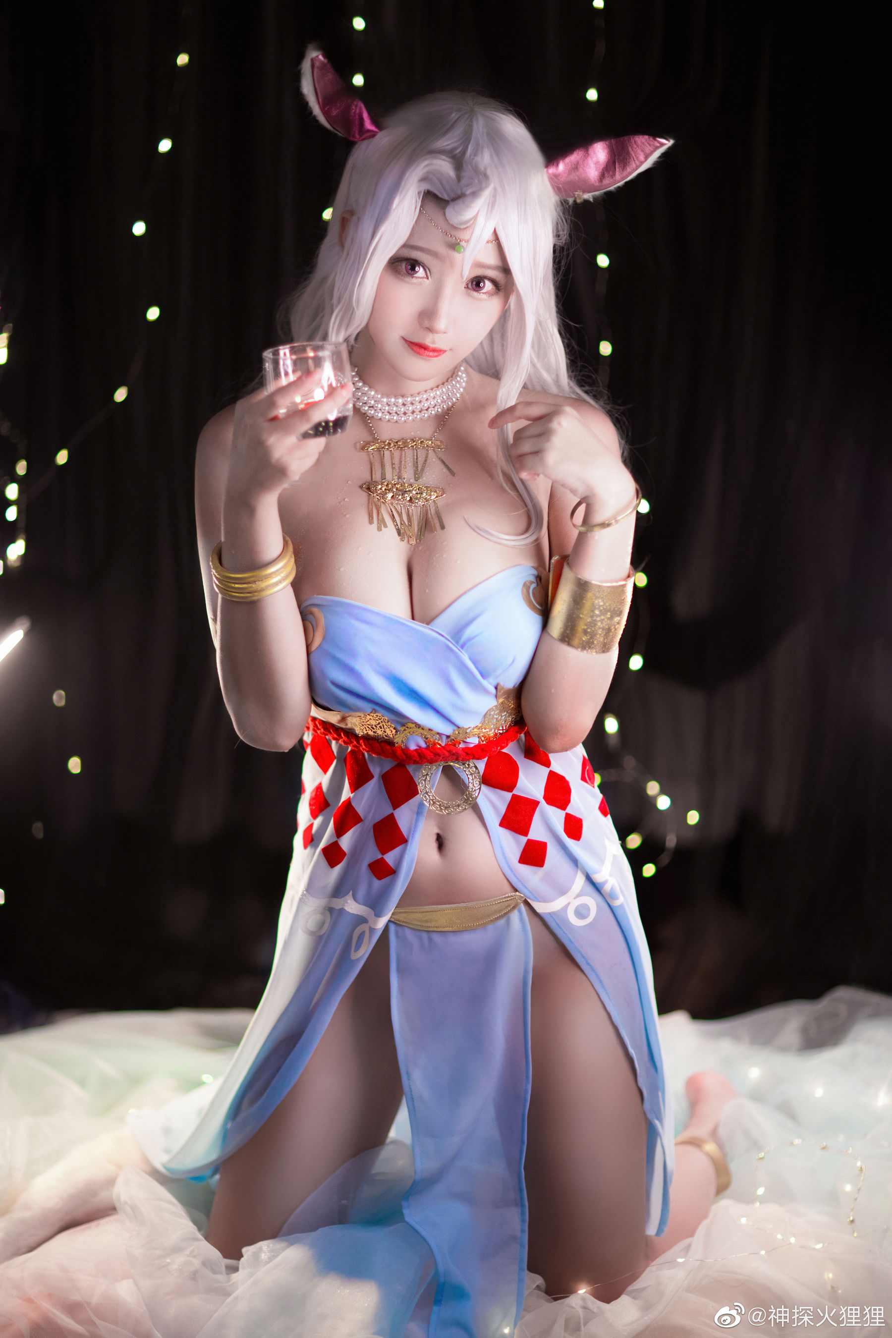 [Cosplay写真] 动漫博主神探火狸狸 – 诺拉・沐恩 睡衣 (双生视界) [9P] 插图1