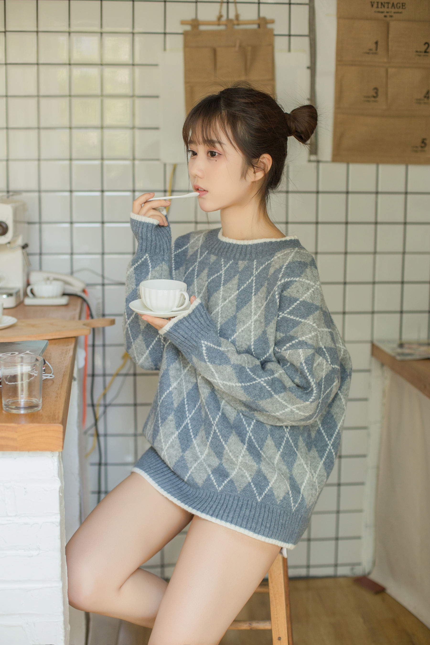 [萝莉COS] 微博福利姬镜酱 – 不知梦 日常 [86P] 插图1