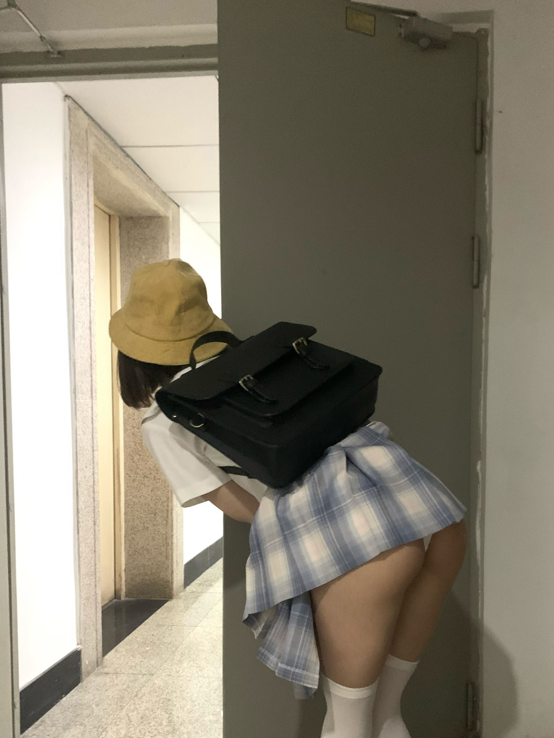 西园寺南歌 – 主人的任务 [40P] 插图1