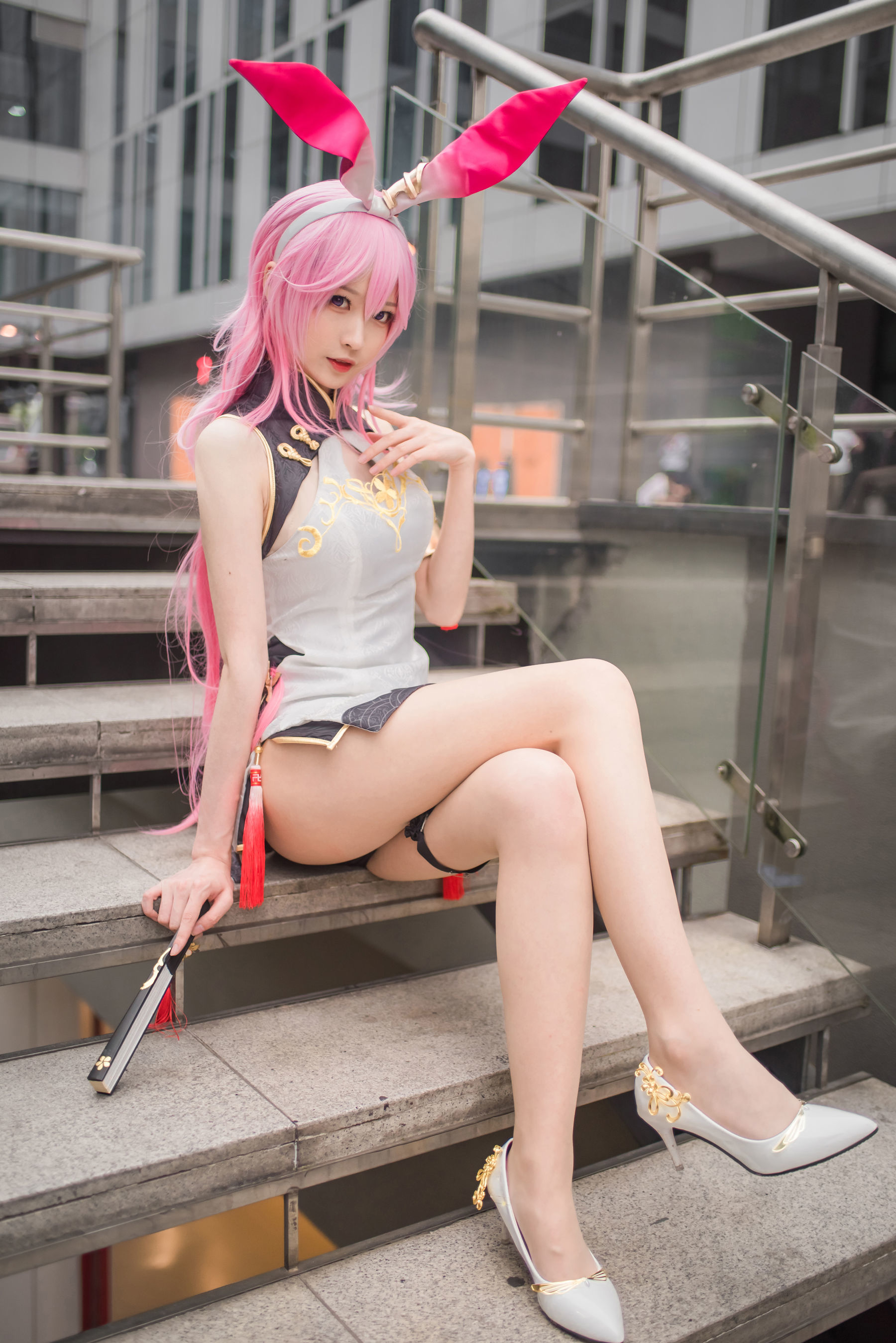 [萝莉COS] 南宫 – 粉红兔女郎 [9P] 插图1