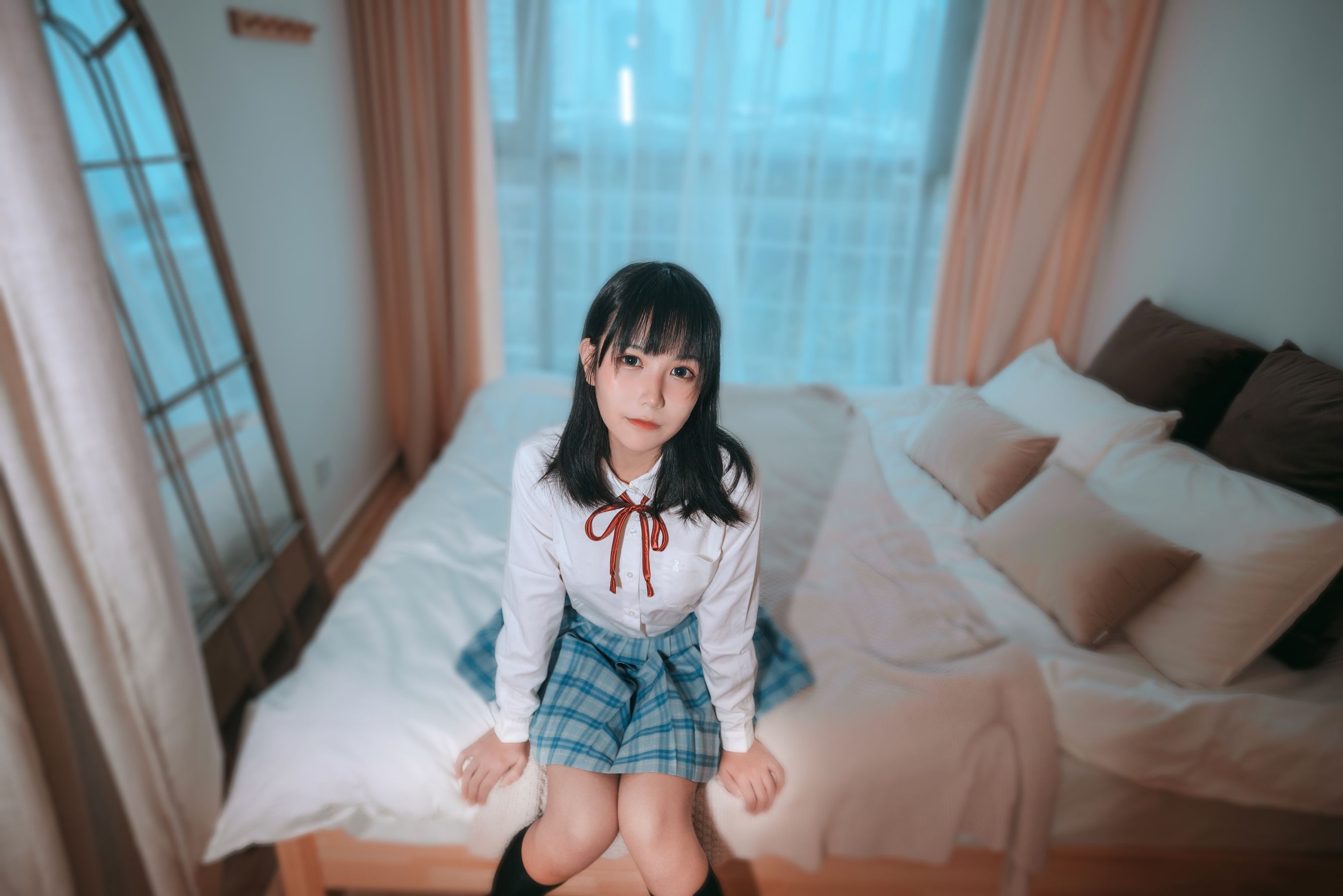 COSER美女逐月su 女儿的朋友 [14P] 插图1