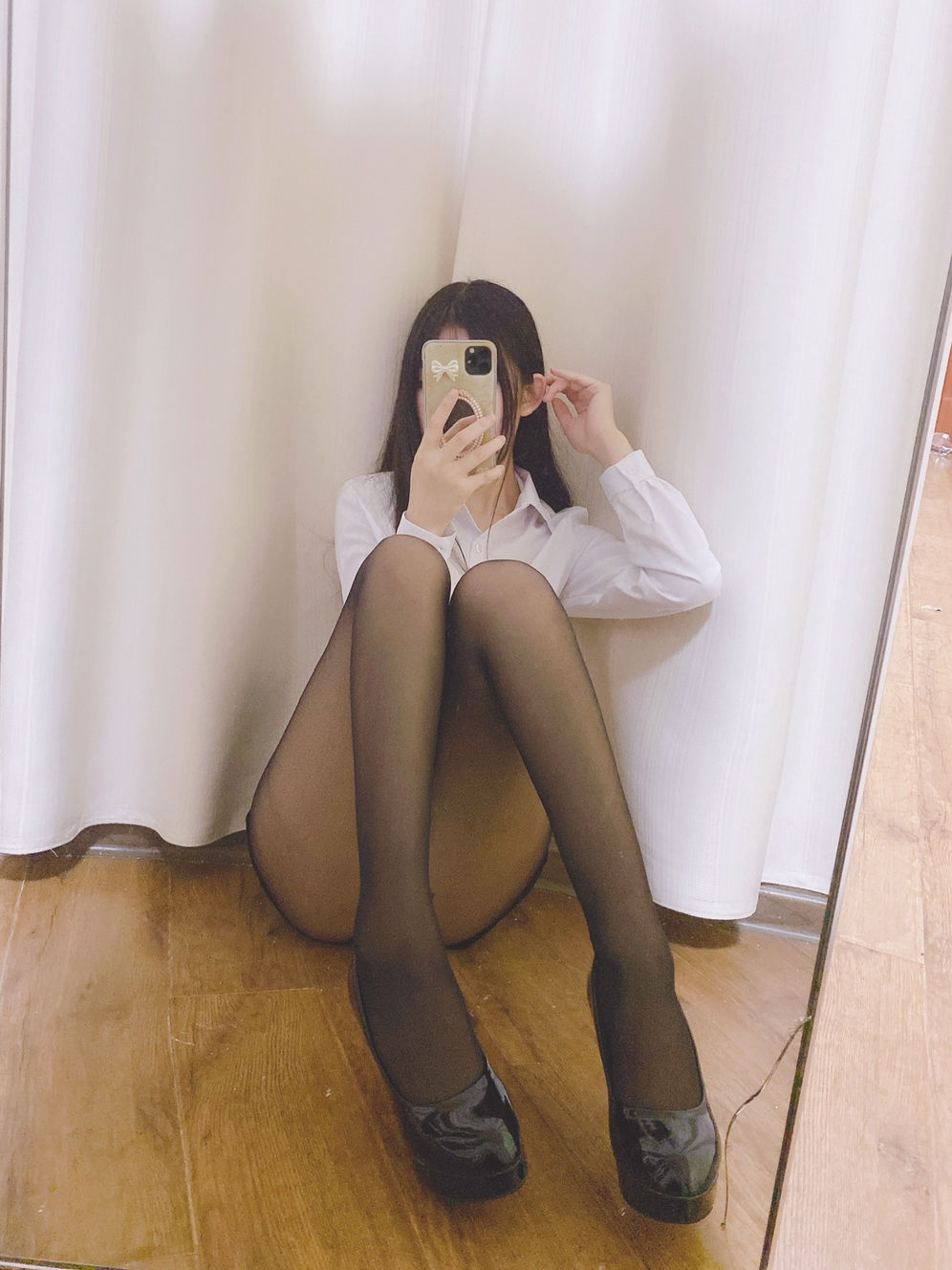 Coser衣衣 – OL制服 [26P] 插图1