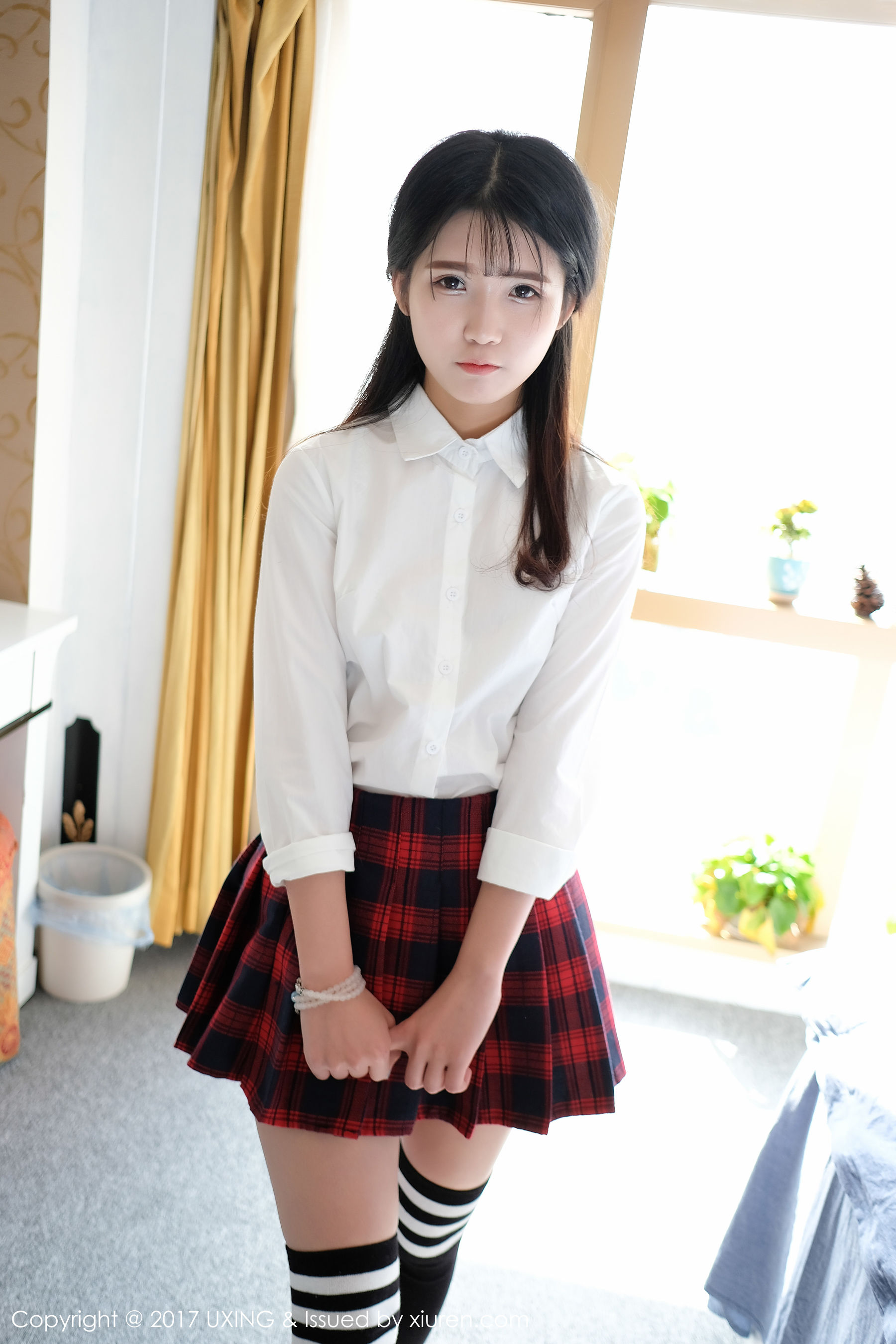 可爱的小叶子《衬衫学生装+蕾丝内衣装扮》 优星馆UXING VOL.046 [50P] 插图1