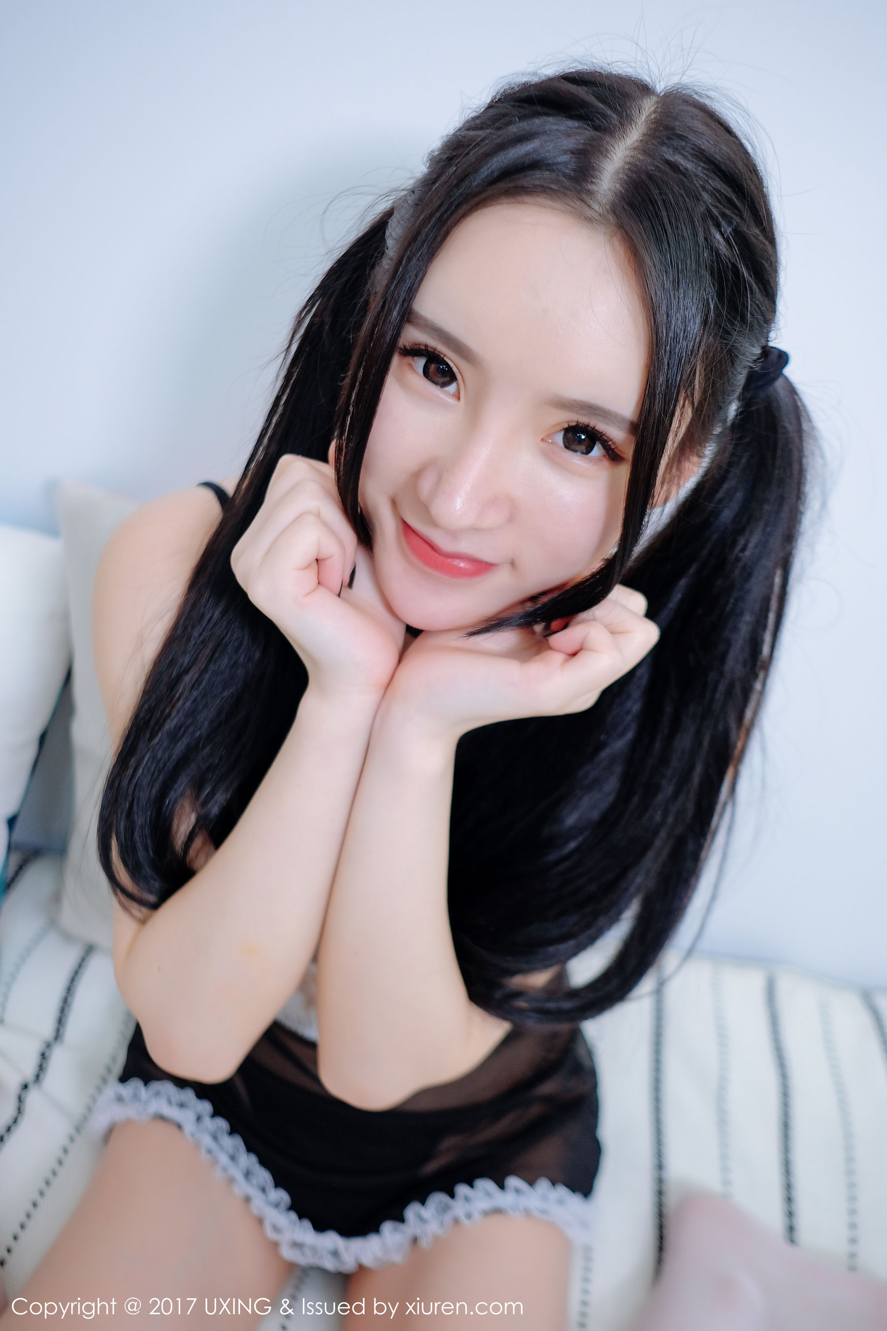 周于希dummy《诱惑女仆装、性感皮衣、蕾丝吊袜》 优星馆UXING VOL.055 [38P] 插图1