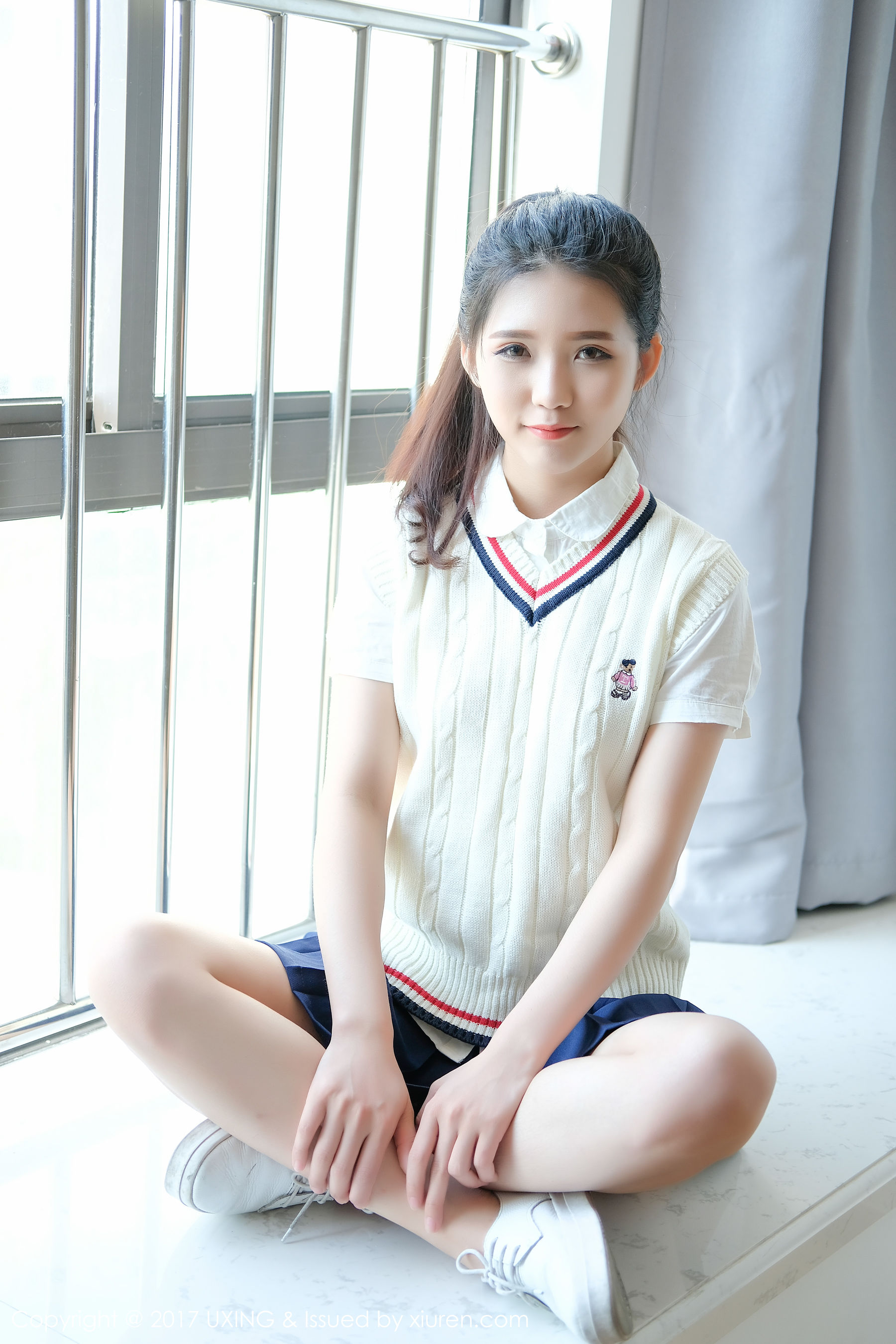 可爱的小叶子《校服软妹》 优星馆UXING VOL.056 [38P] 插图1