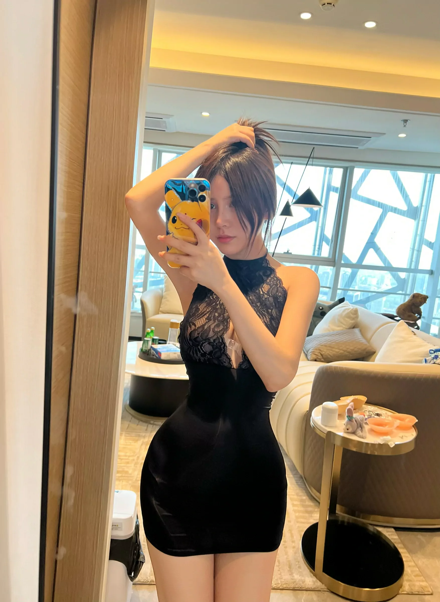 奔跑的晶骡儿 - 红色蝴蝶小内内 [85P] 插图1