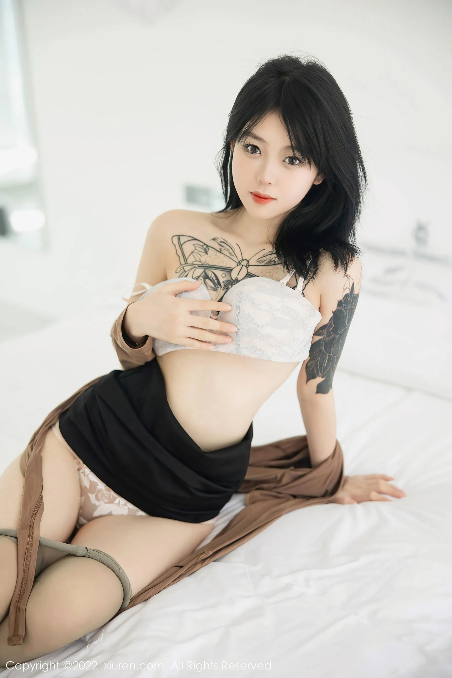 秀人网 No.5587 奶瓶. 大理旅拍 插图1