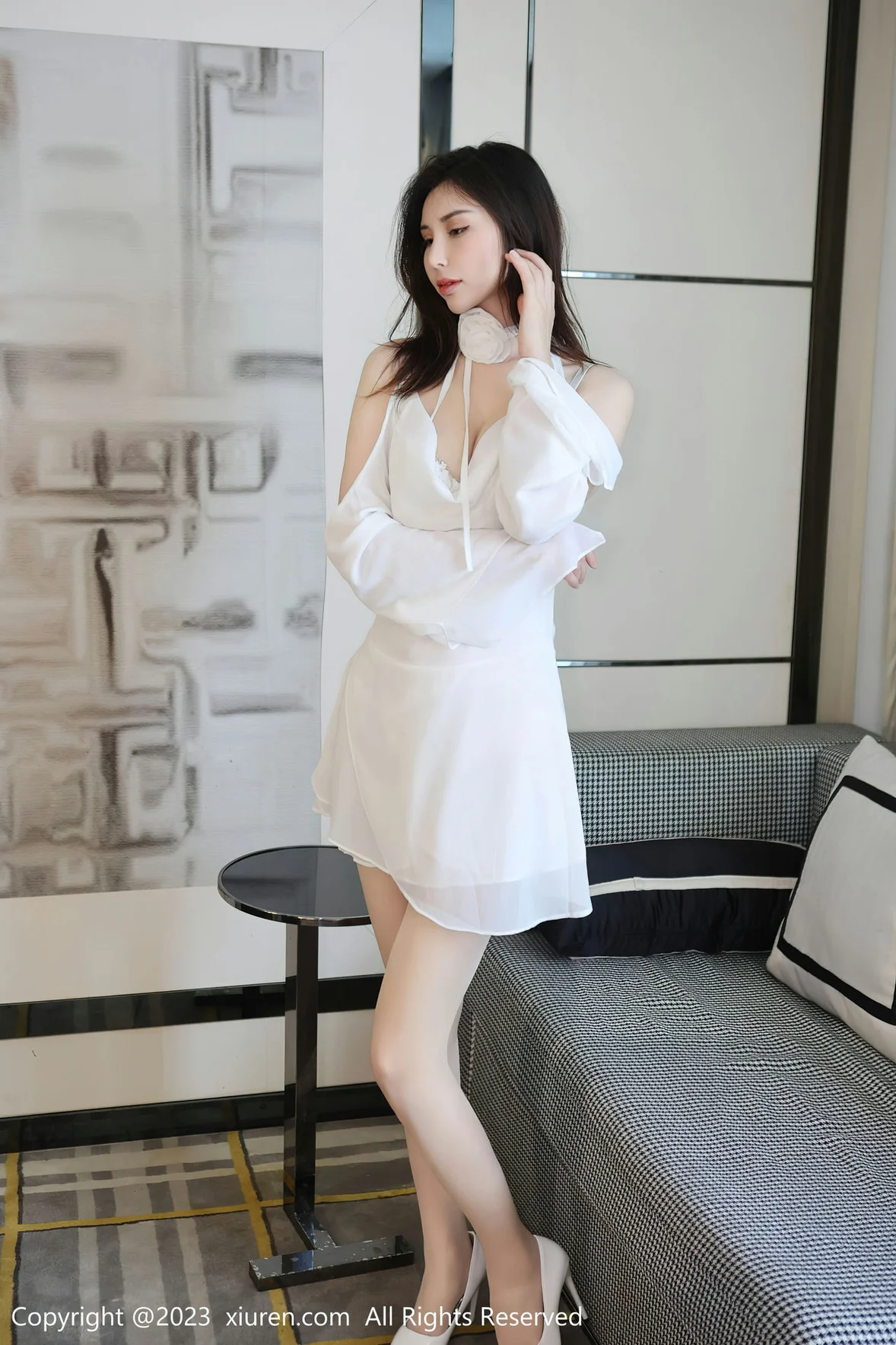XiuRen 秀人 No.6877 修水管剧情写真王曼柔 性感写真 [71P] 插图1