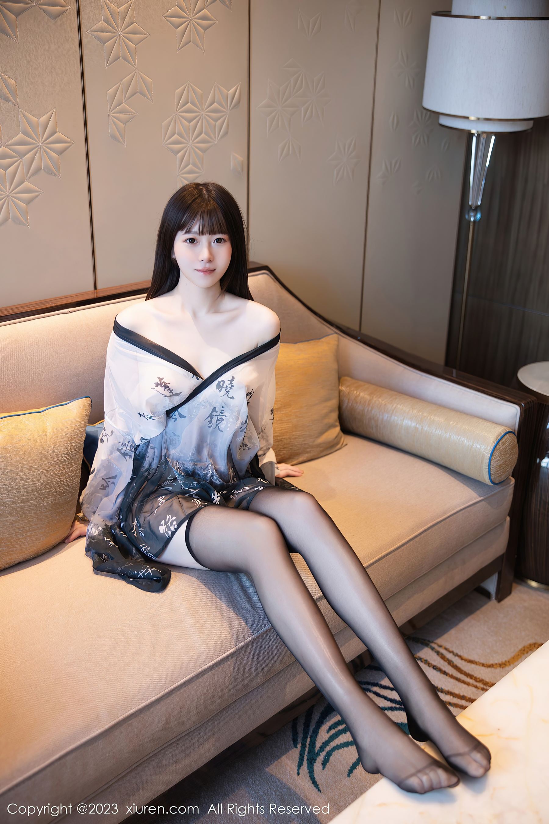 XiuRen 秀人 No.7459 林悠悠 黑丝美腿 插图1