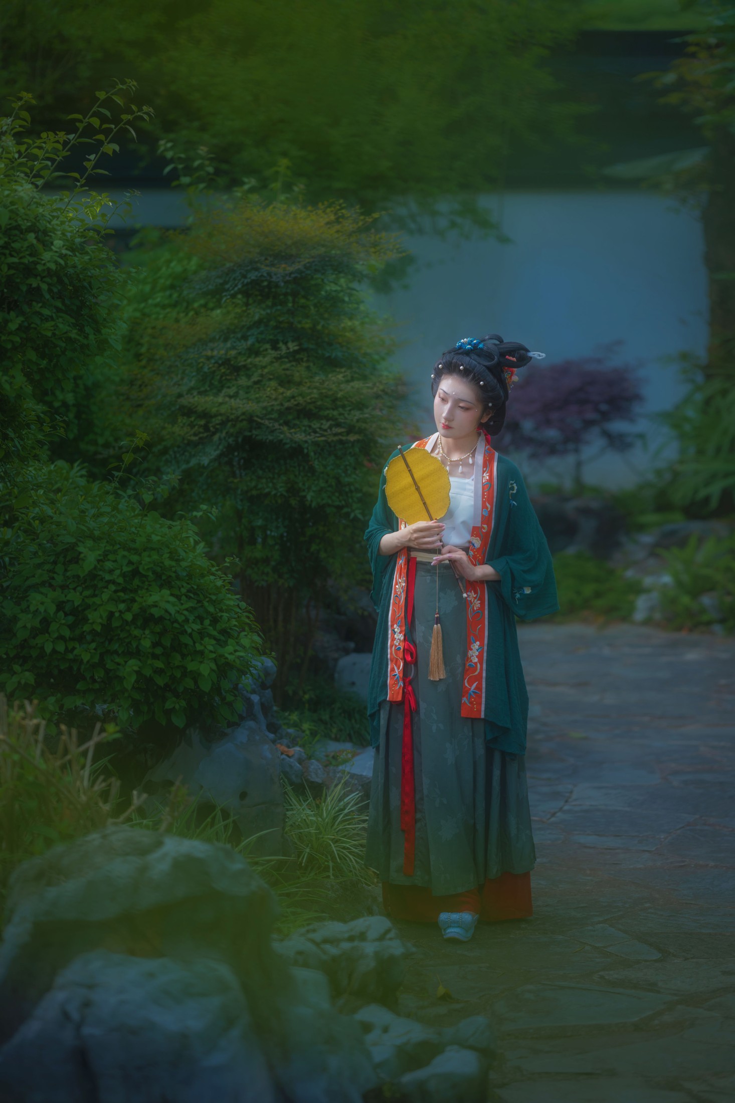 婉婷爱喝奶茶 – 《春日游园》[23P] 插图4