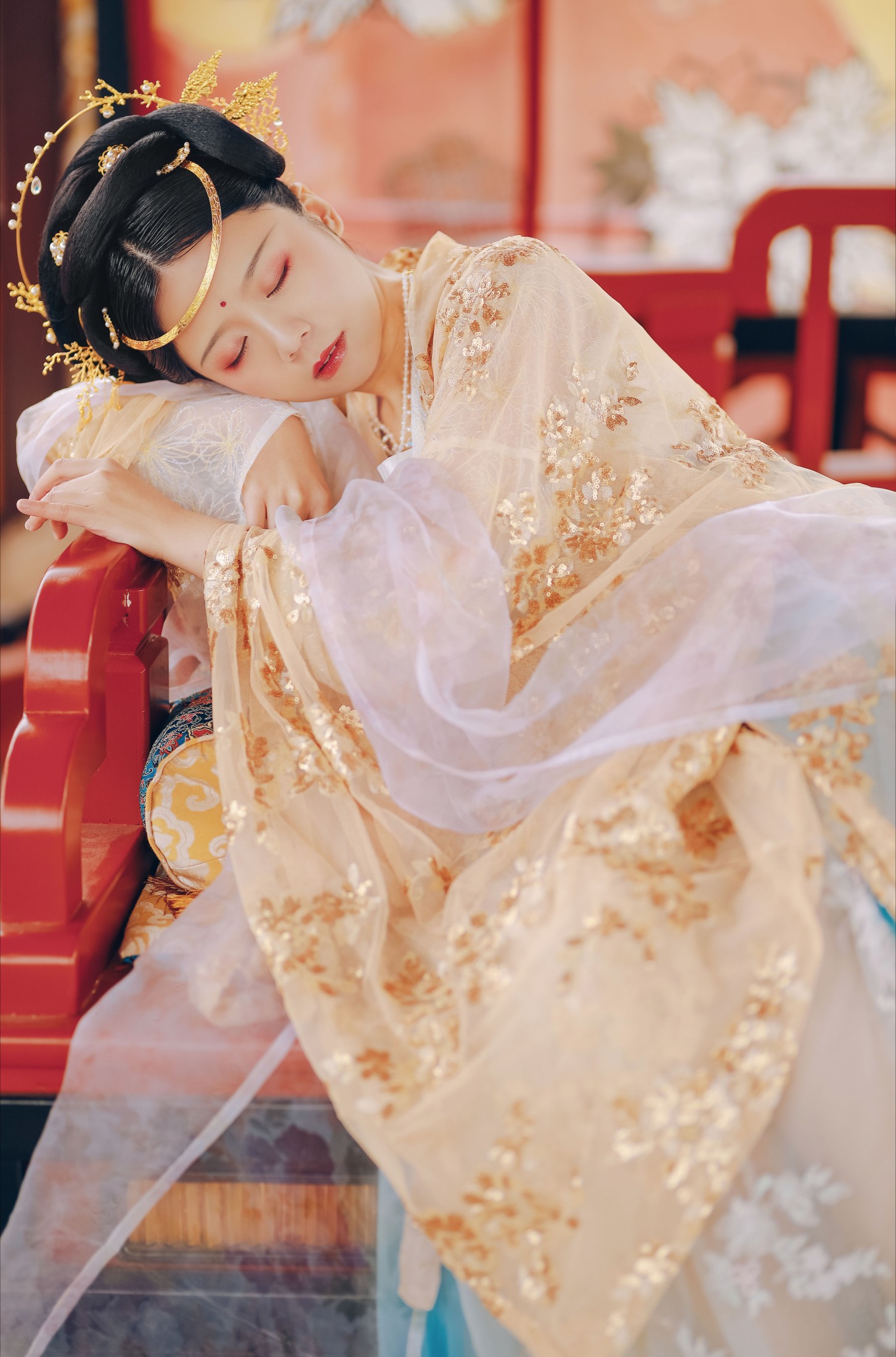 Suky喜欢软绵绵毛茸茸的团子 – 《云想衣裳花想容》[22P] 插图5