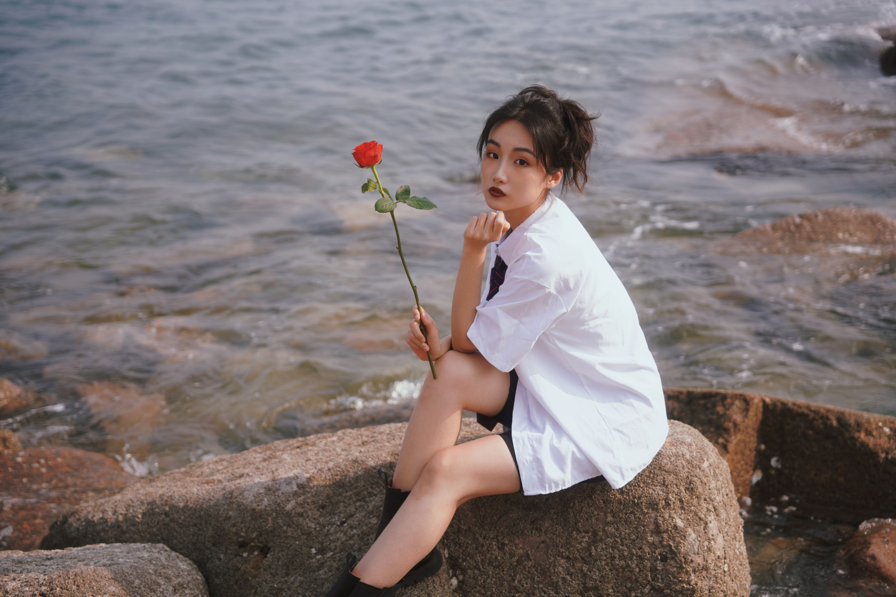 馨馨 – 《玫瑰的盛夏》[24P] 插图5