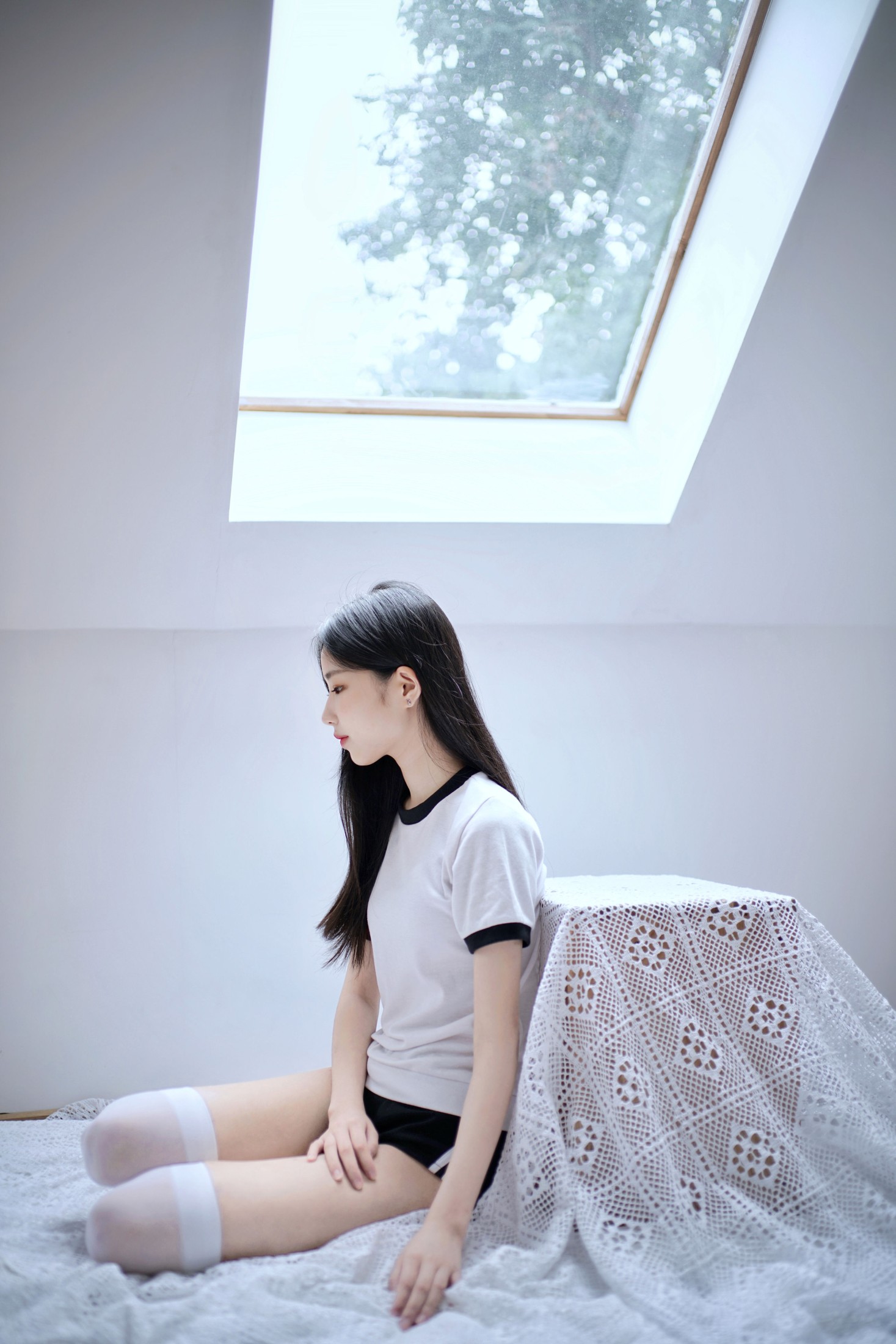 小静 – 《阁楼里的素白》[26P] 插图4