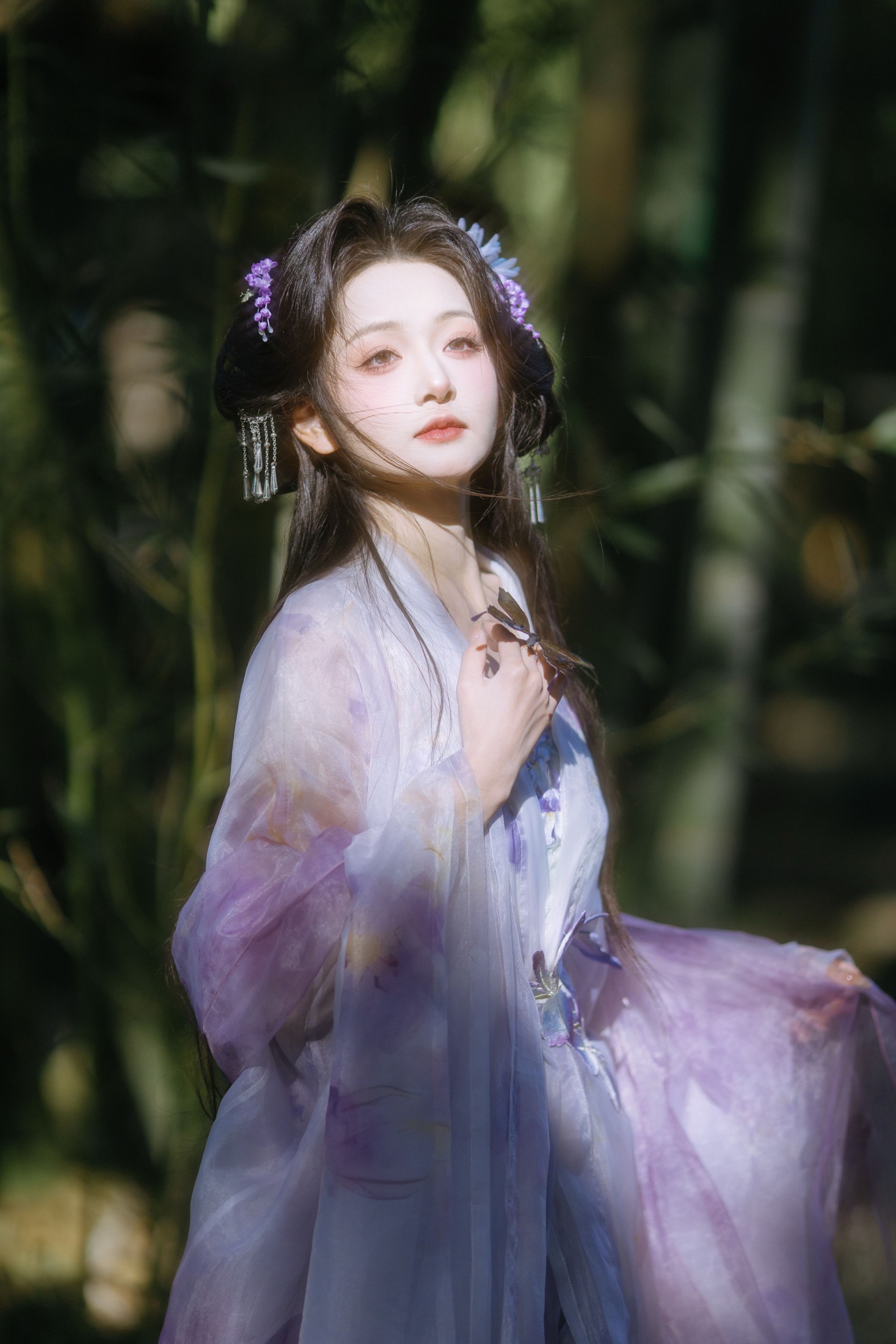赤嫣在这里 – 《林间精灵》[21P] 插图1