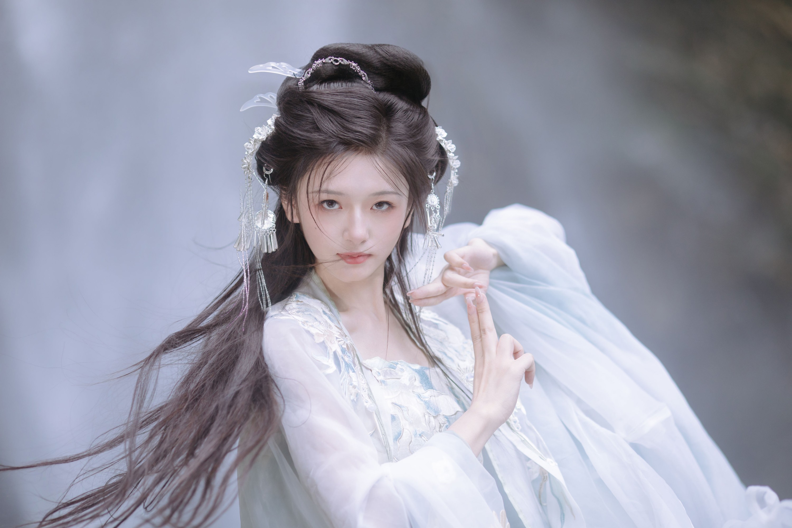 赤嫣在这里 – 《法修大师姐》[18P] 插图1