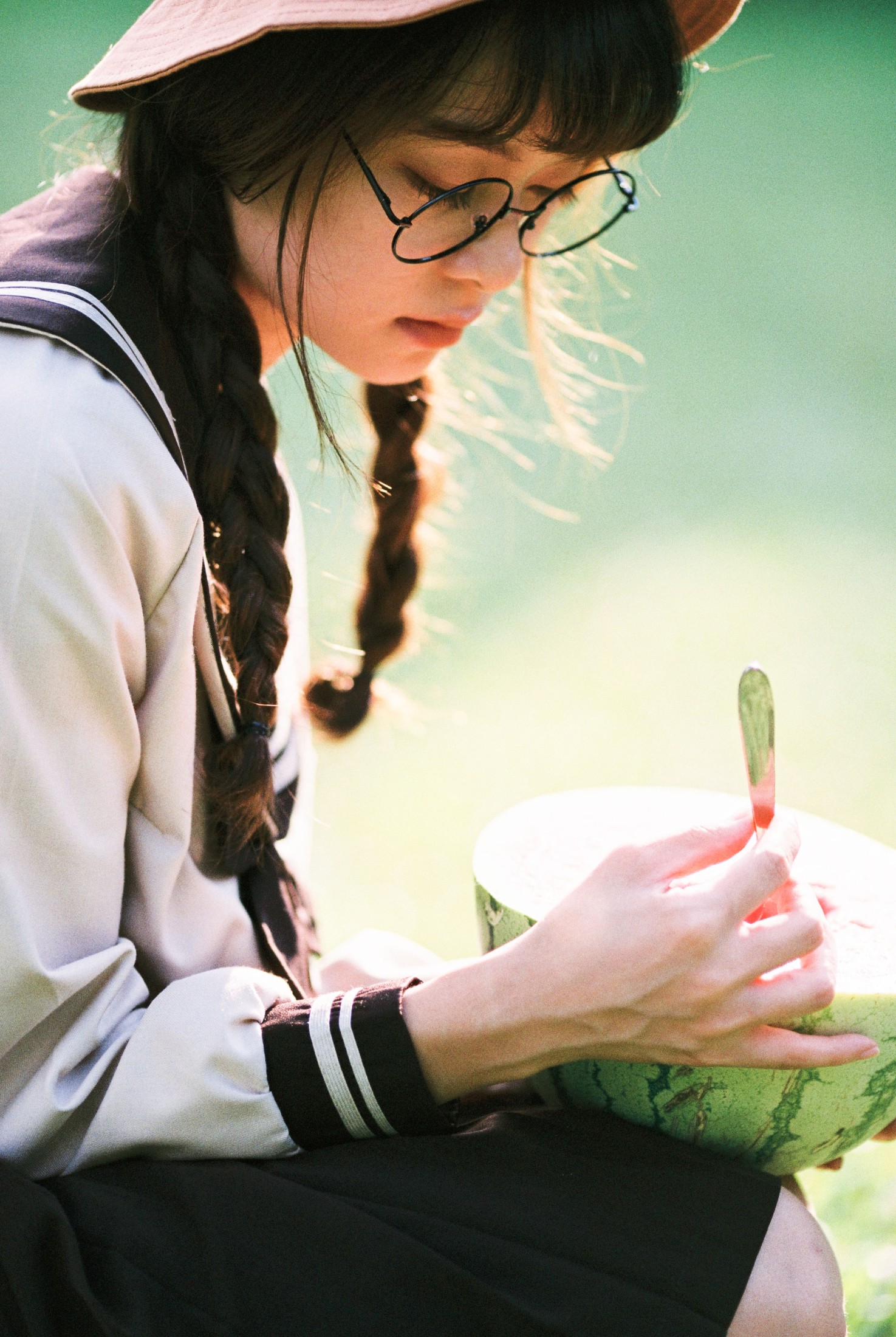 秋歌 – 《西瓜与少女》[14P] 插图1