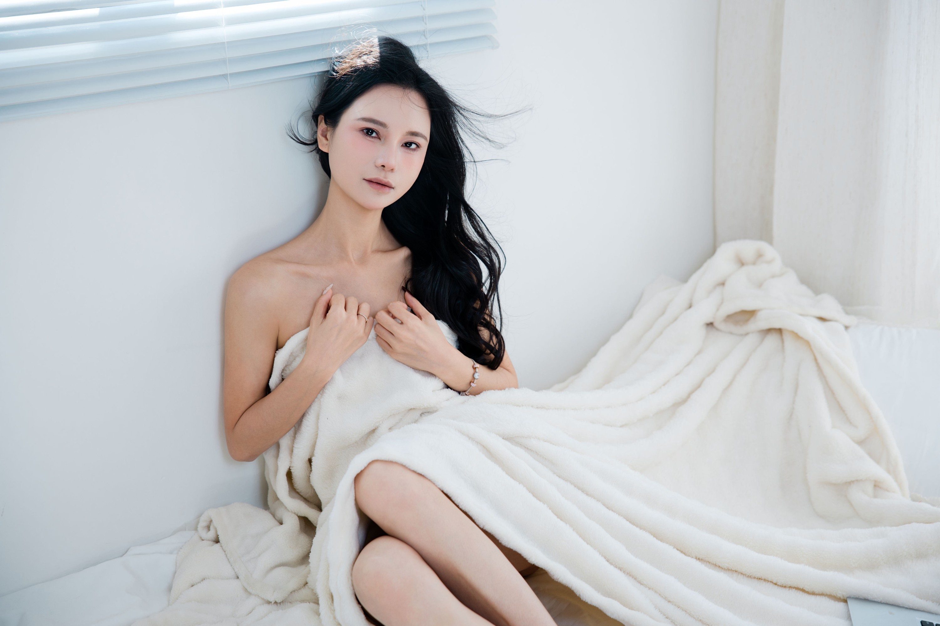 莎莎 – 《失恋的少女》[13P] 插图1