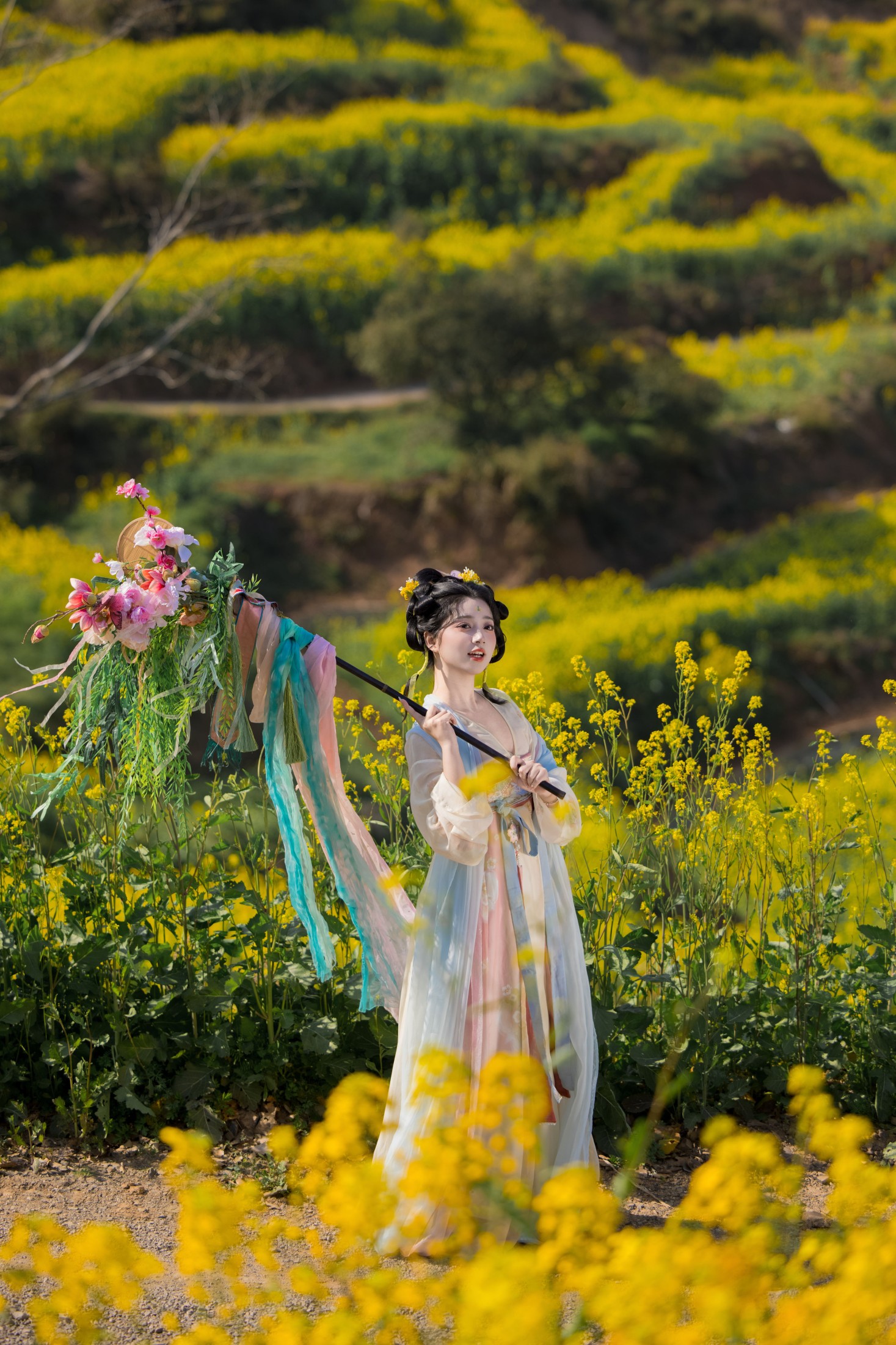 Yimi – 《油菜花与少女》[37P] 插图1