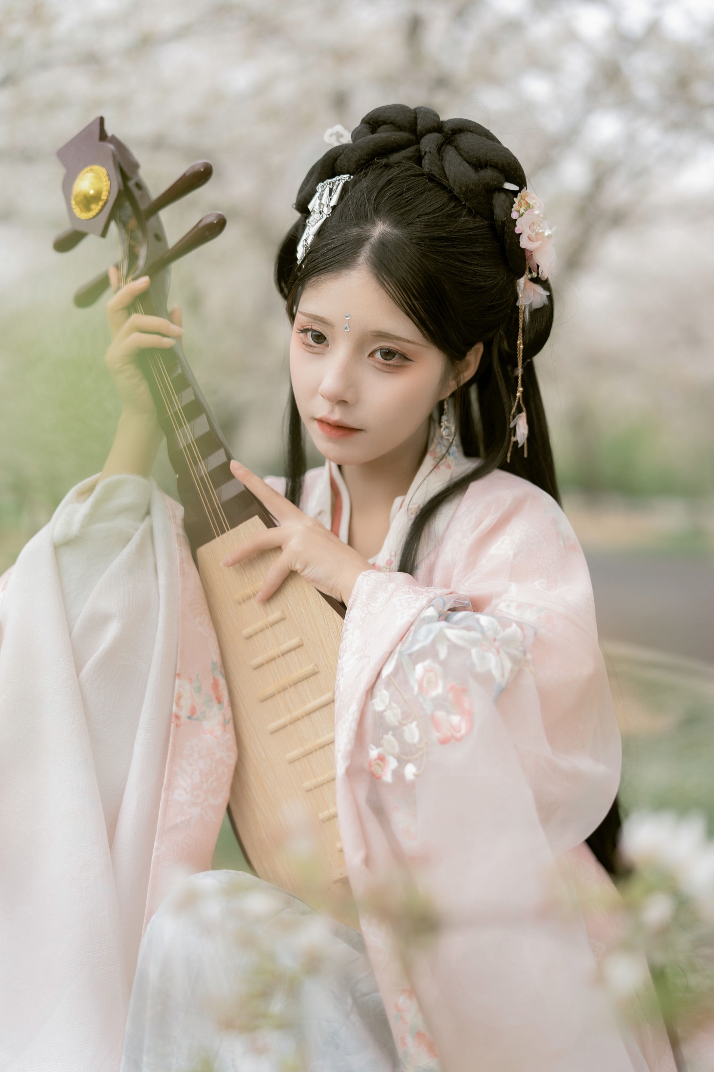 顾言一 – 《樱花林 琵琶情》[32P] 插图1