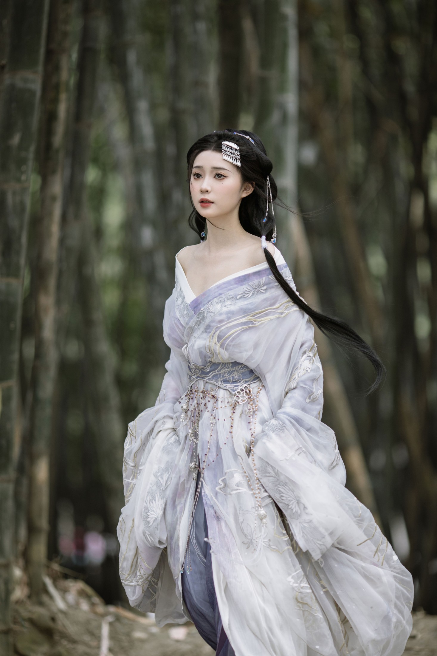 褚鸢鸢 – 《今天的风是杜鹃花香》[18P] 插图1