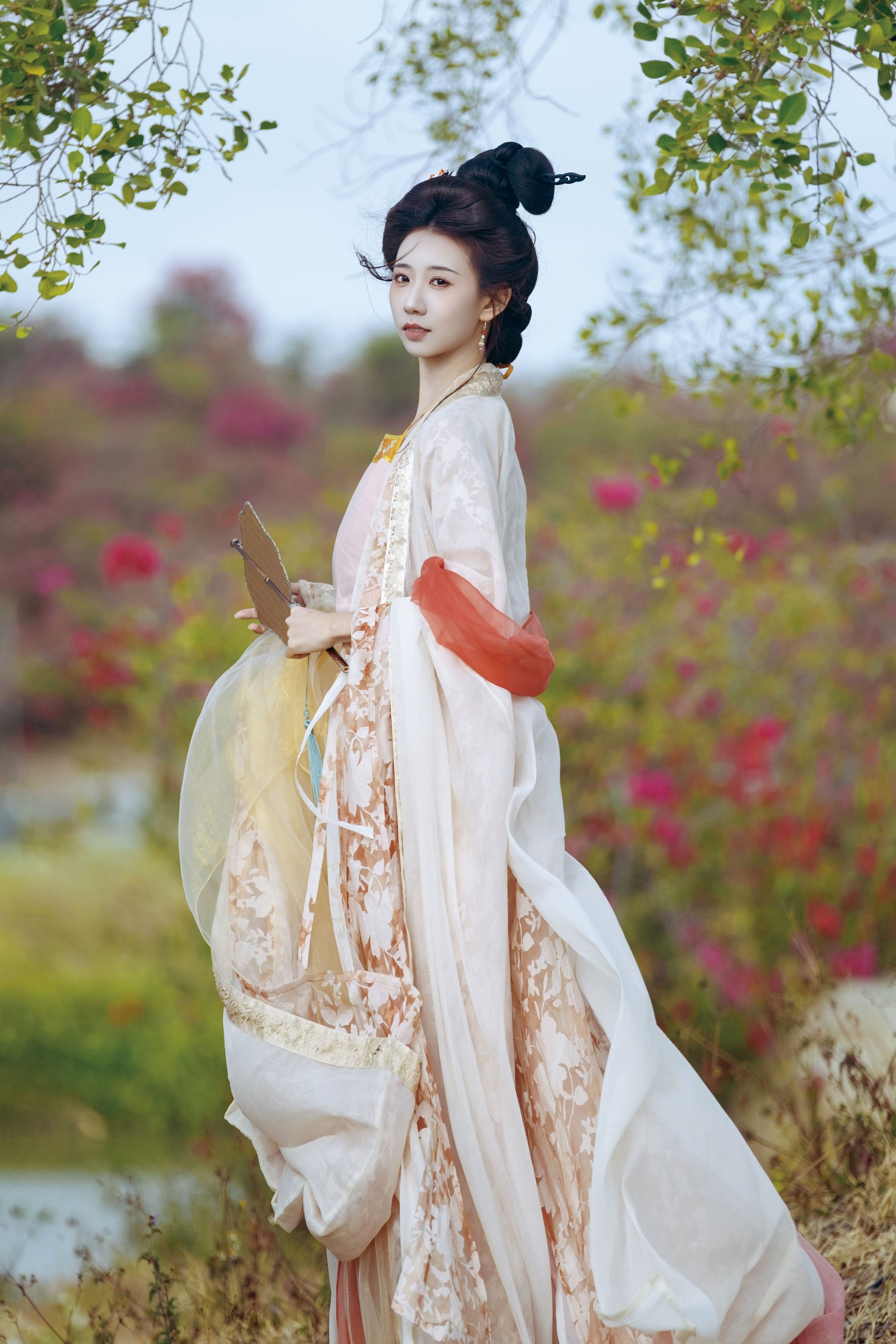 一只漫漫 – 《南湾花镇》[18P] 插图1