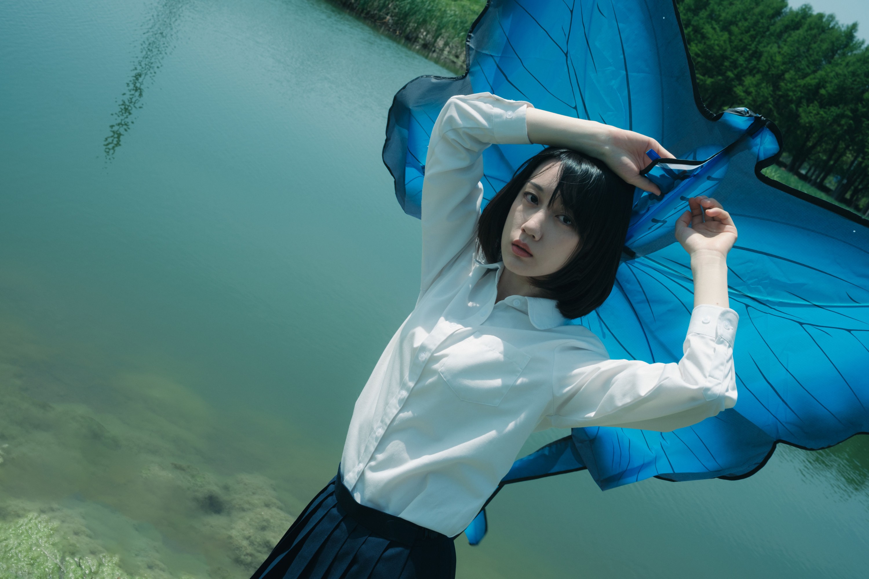 七七 – 《当摄影标题和封面选错就全完了》[13P] 插图1