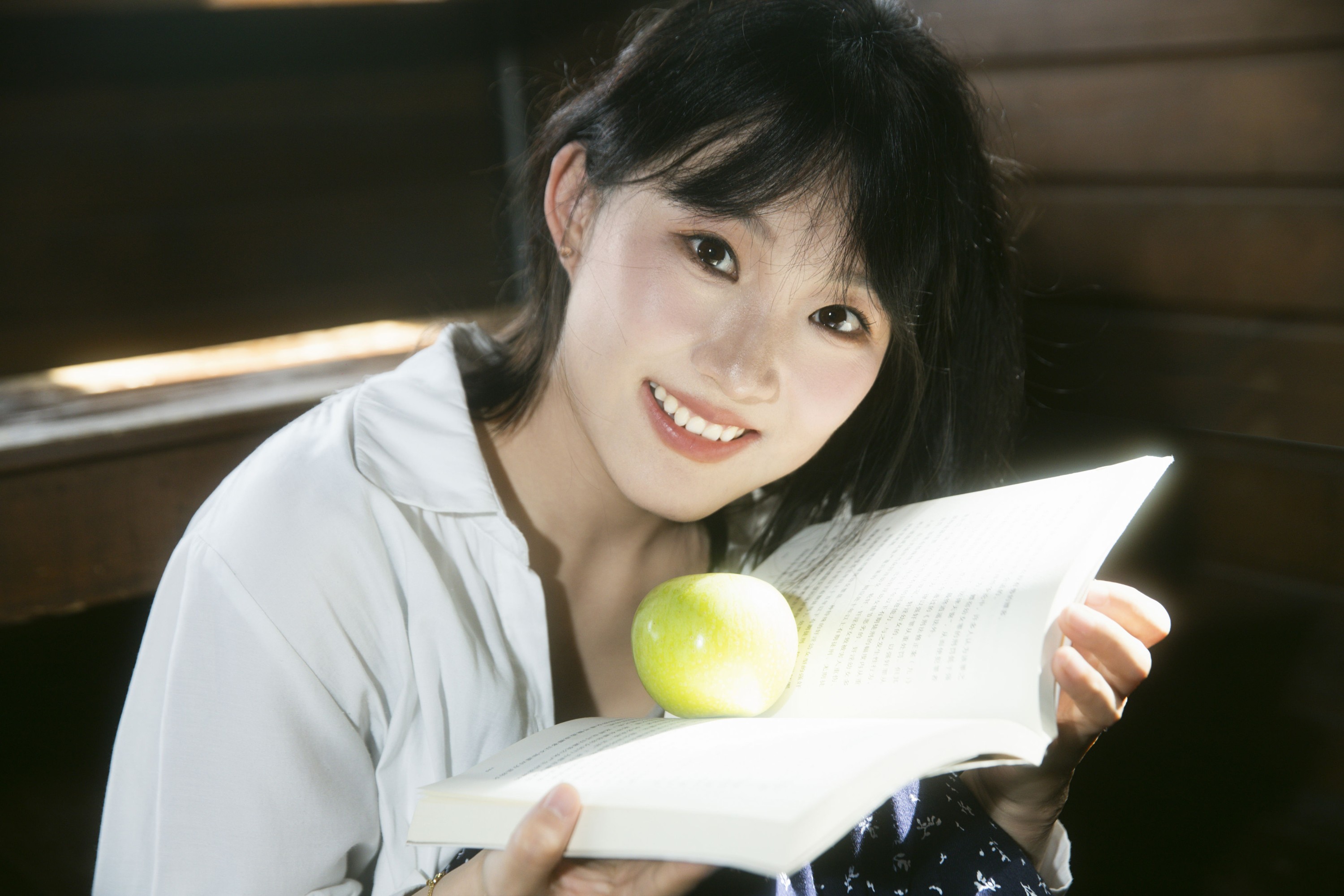阿肖与猫 – 《小木屋青苹果》[29P] 插图1