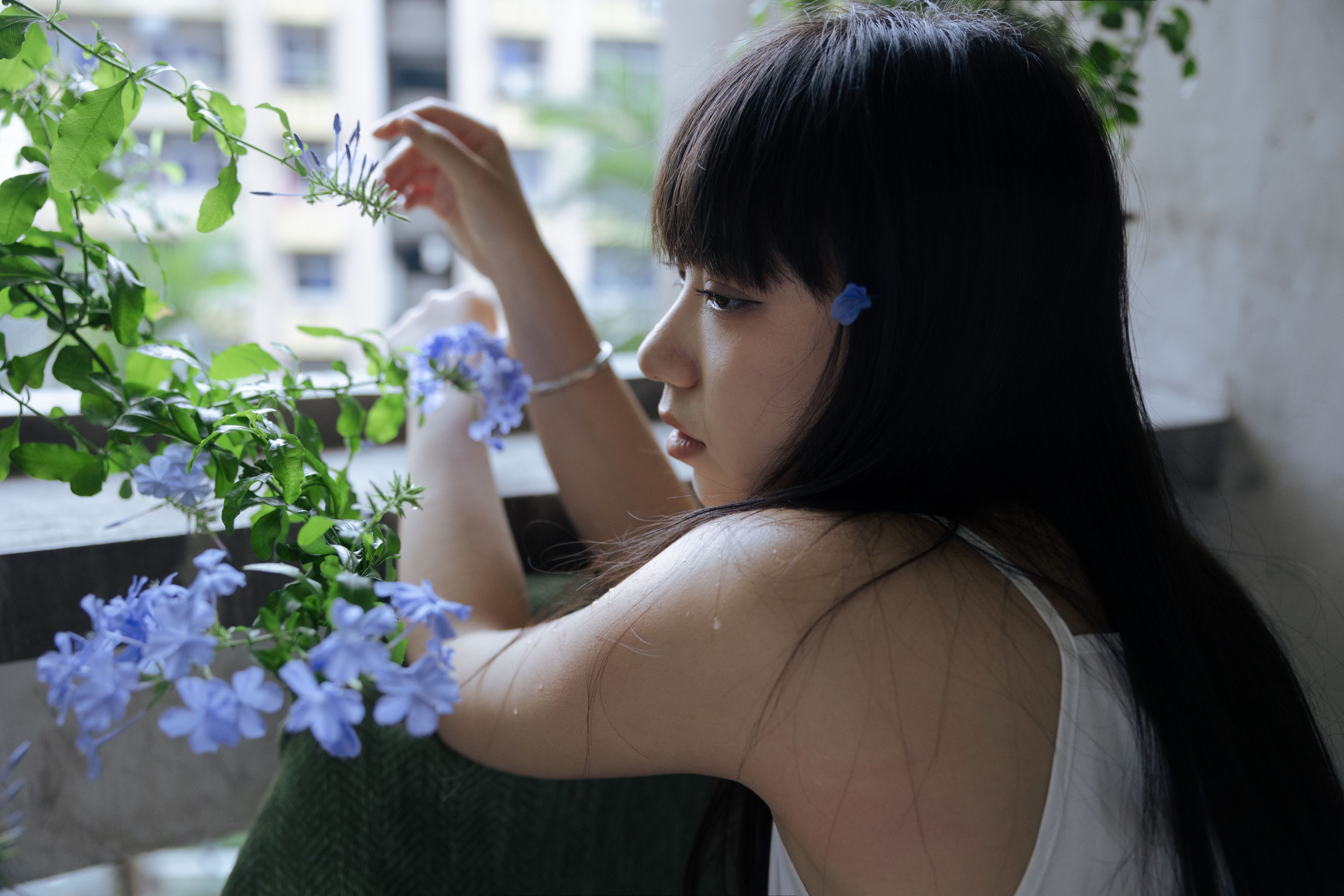 Davinaxwx – 《她的房间藏着整个春天》[15P] 插图1