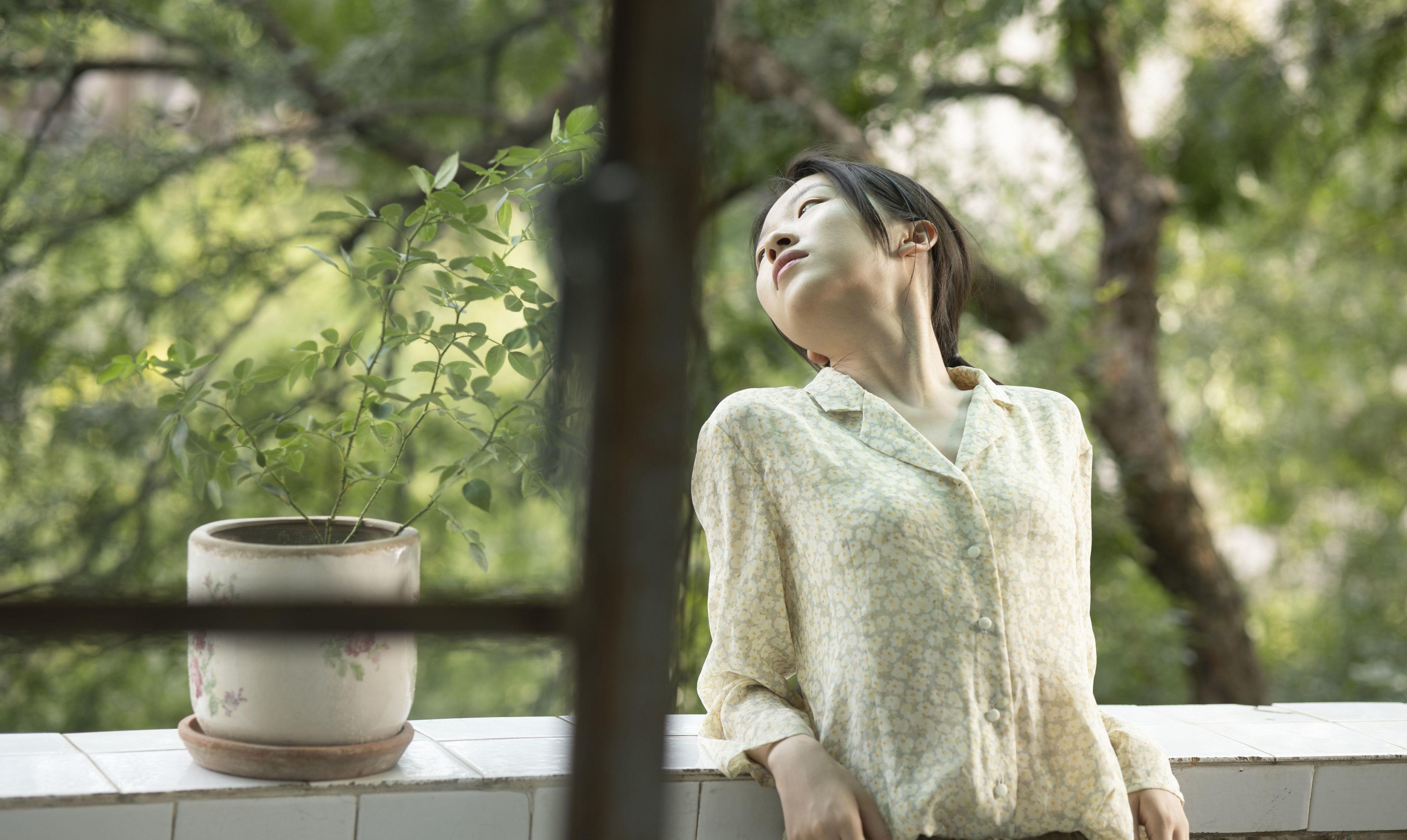 小鱼饼干 – 《像做了一个梦 梦里有风 有朝霞  山茶花和积雪》[24P] 插图1