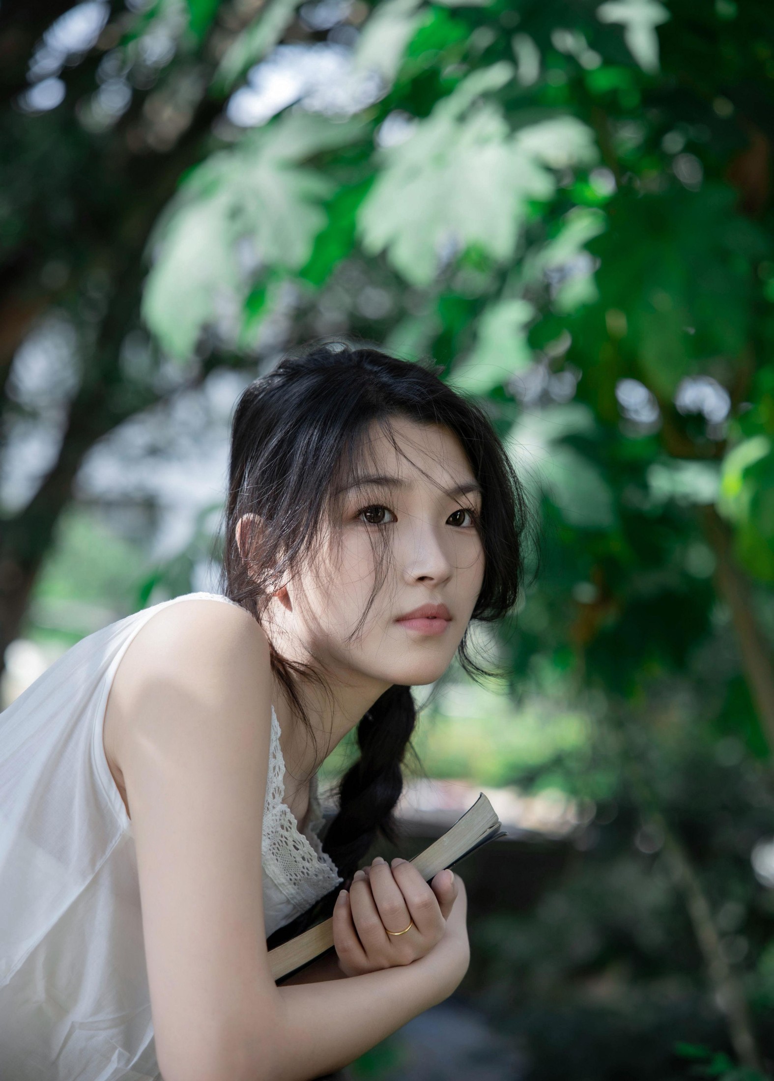 依婷 – 《青提味的夏天》[15P] 插图1