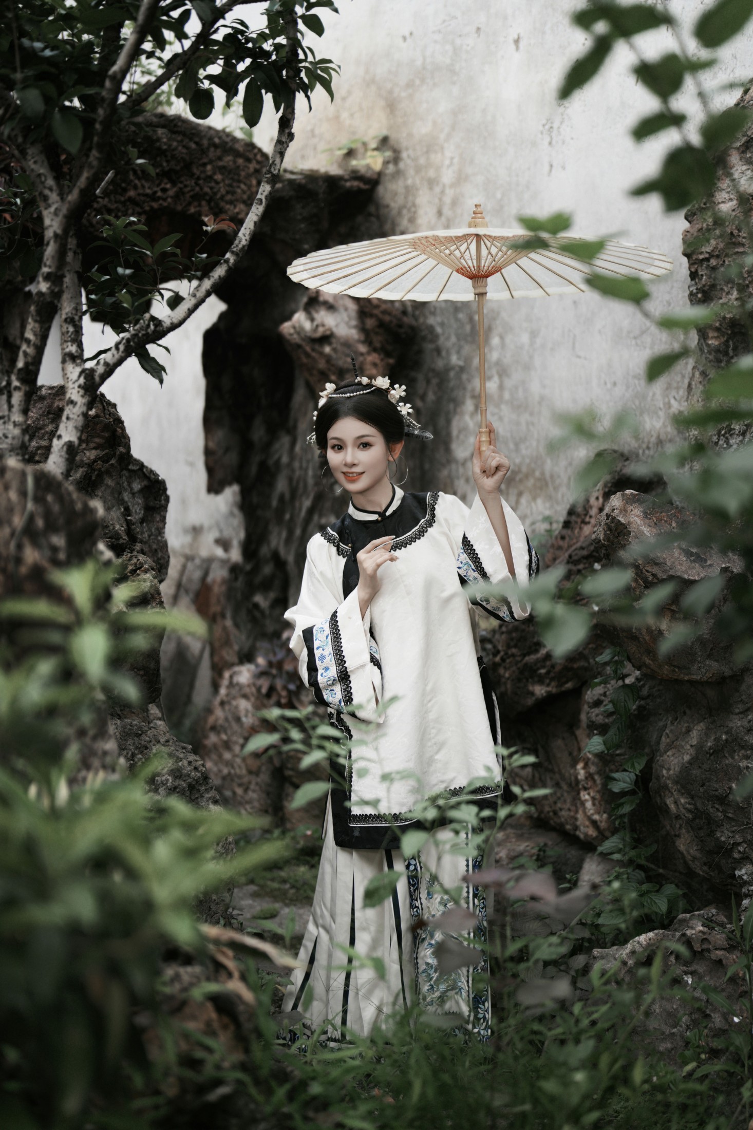 洛宁-唐 – 《三把刀人像拍摄（黑白双煞）》[27P] 插图1