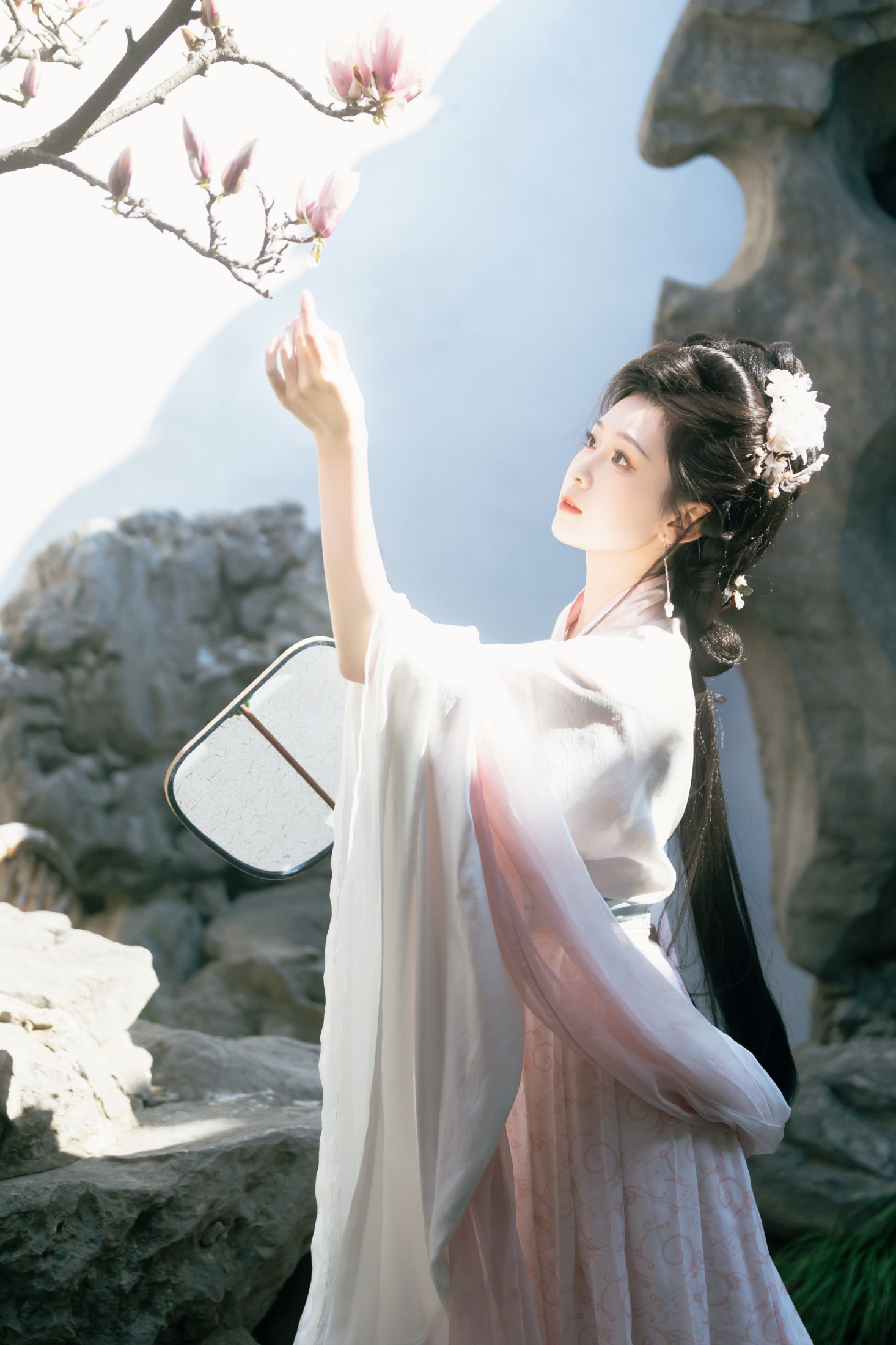 甜心芽芽 – 《二乔玉兰 | “梦里不知身是客”》[15P] 插图1