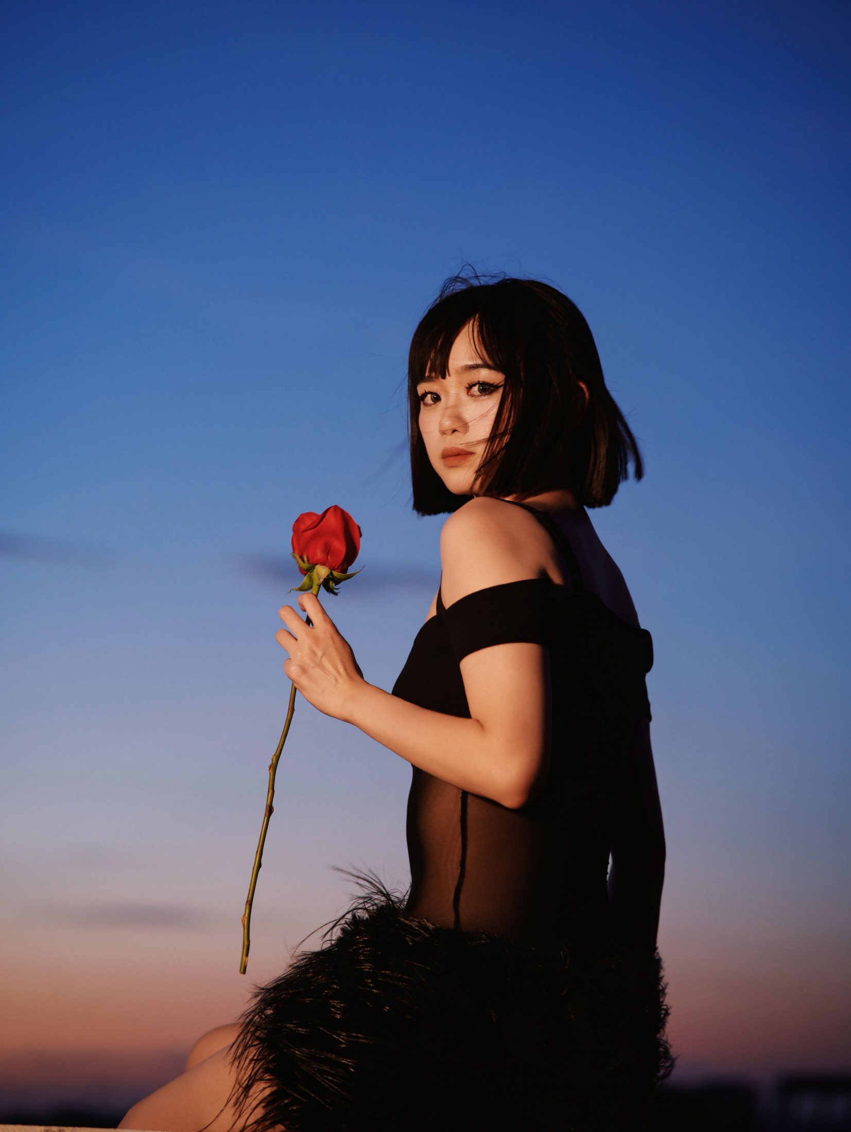  – 《天台性感纯欲风》[12P] 插图1