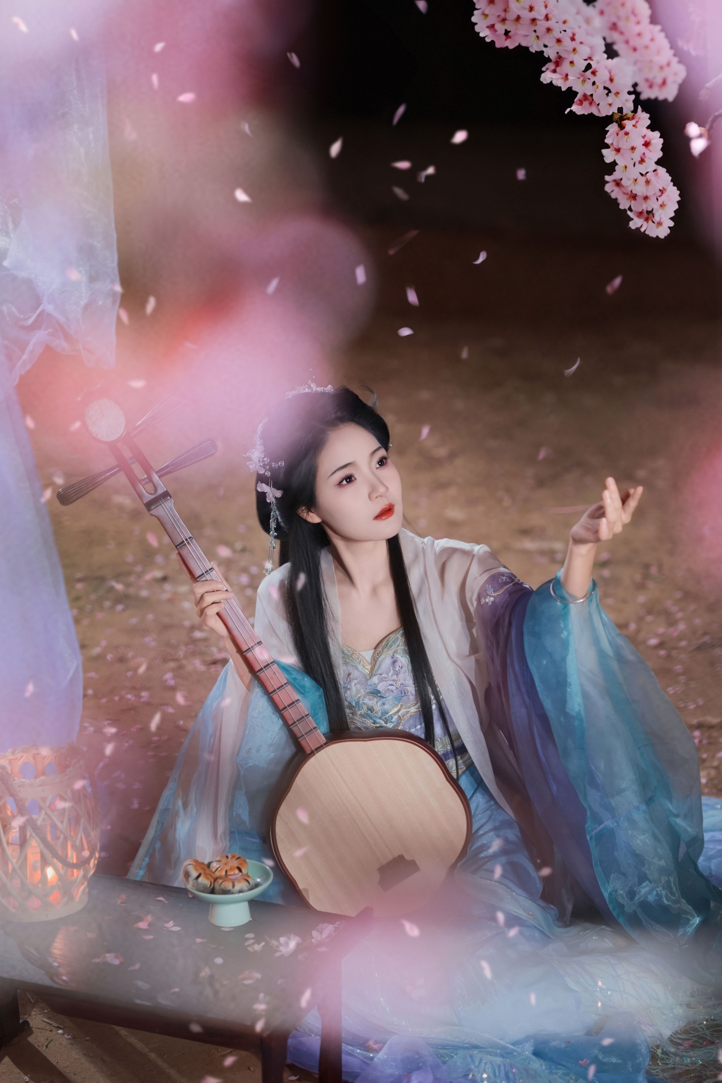 南栀nz – 《夜樱古风人像拍摄》[14P] 插图1