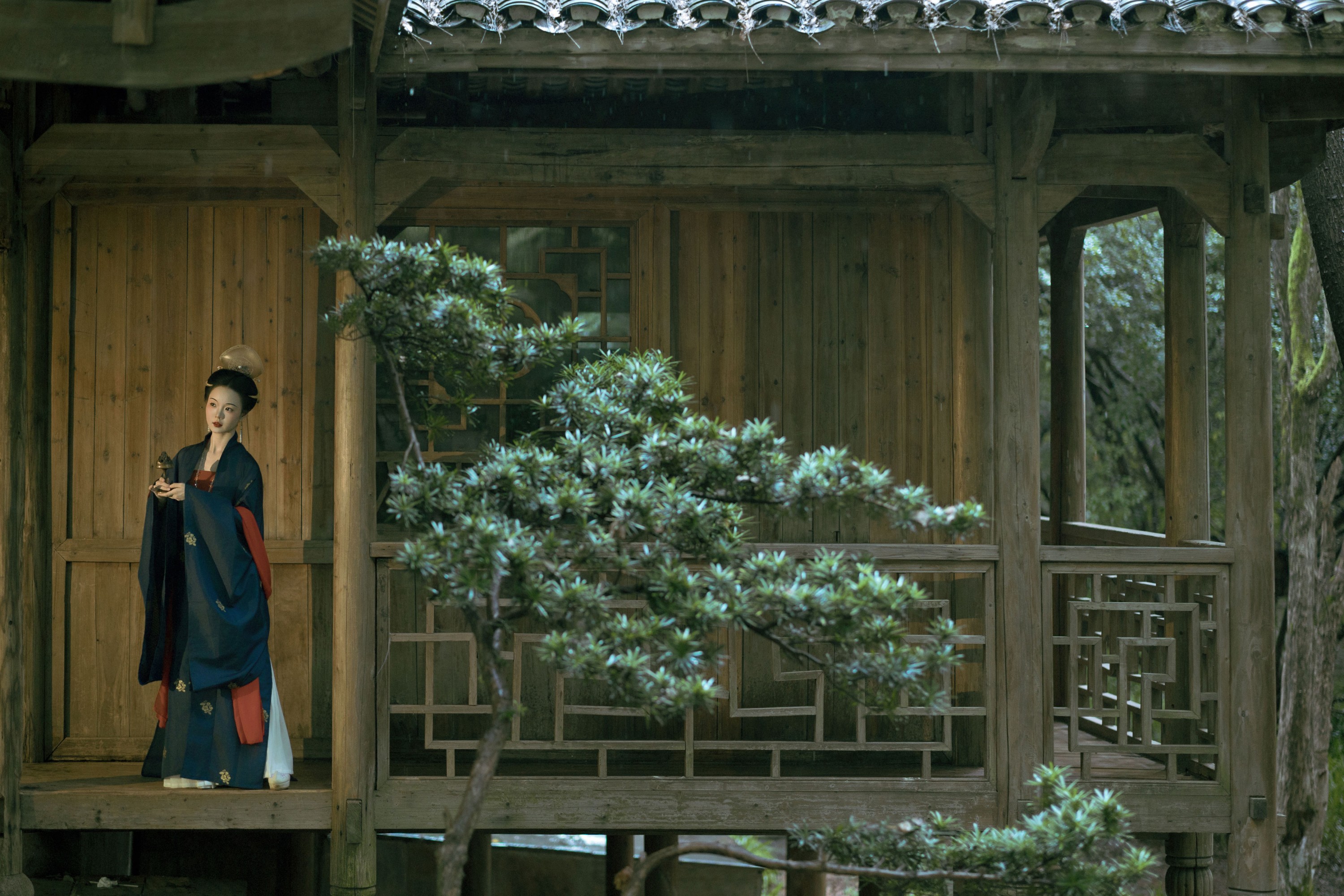 大王山大王 – 《山中闲居》[40P] 插图1