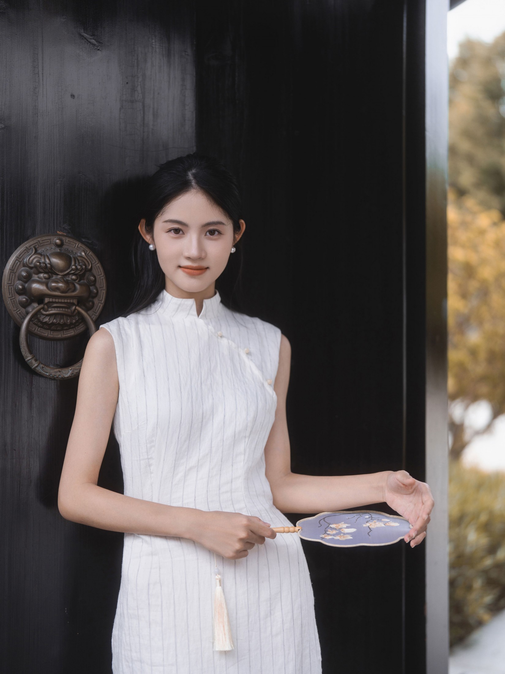 小橙 – 《来自东方大地的美｜复古新中式旗袍》[12P] 插图1