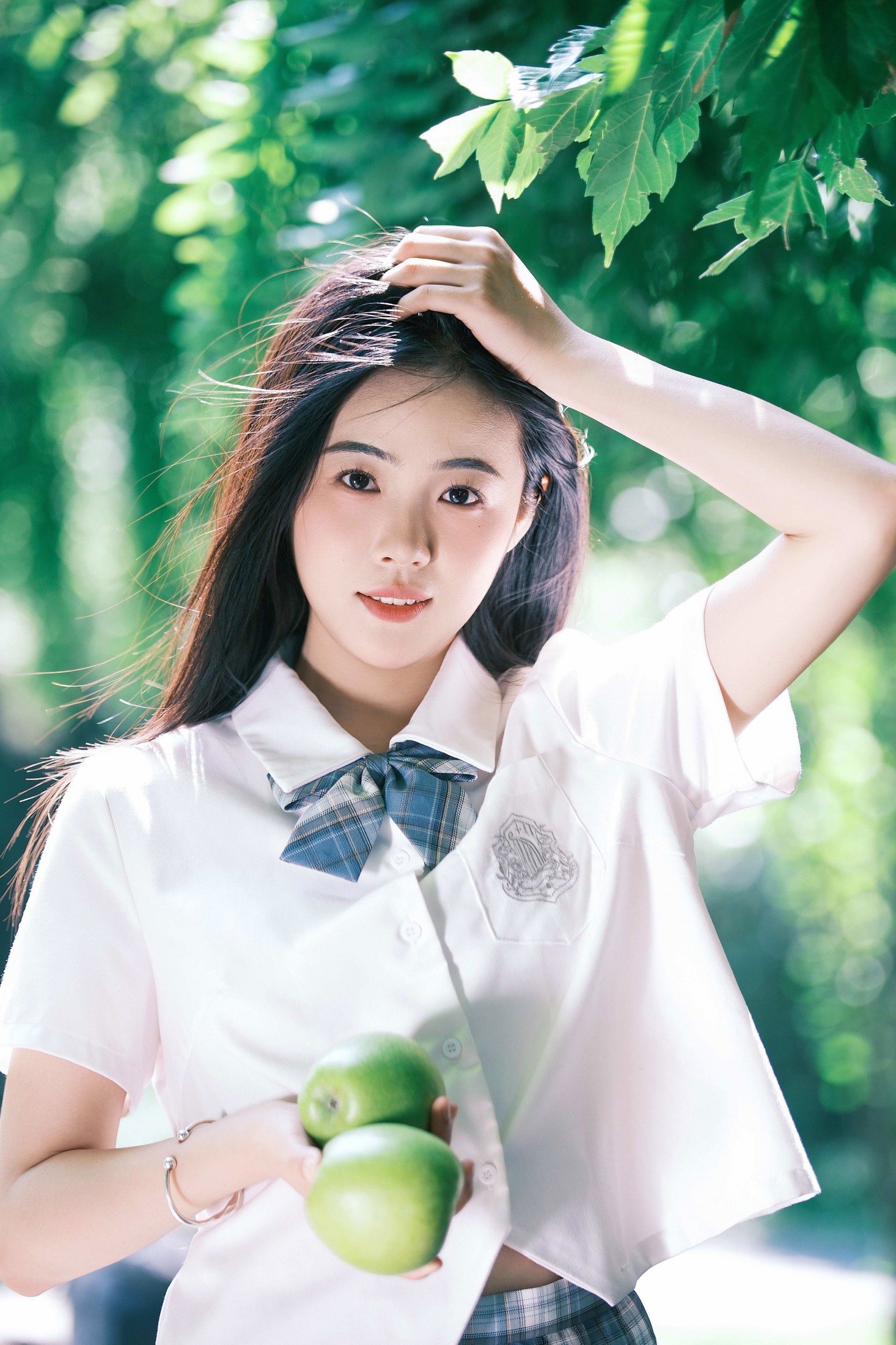 爱吃辣条的小新 – 《青苹果的味道》[32P] 插图1