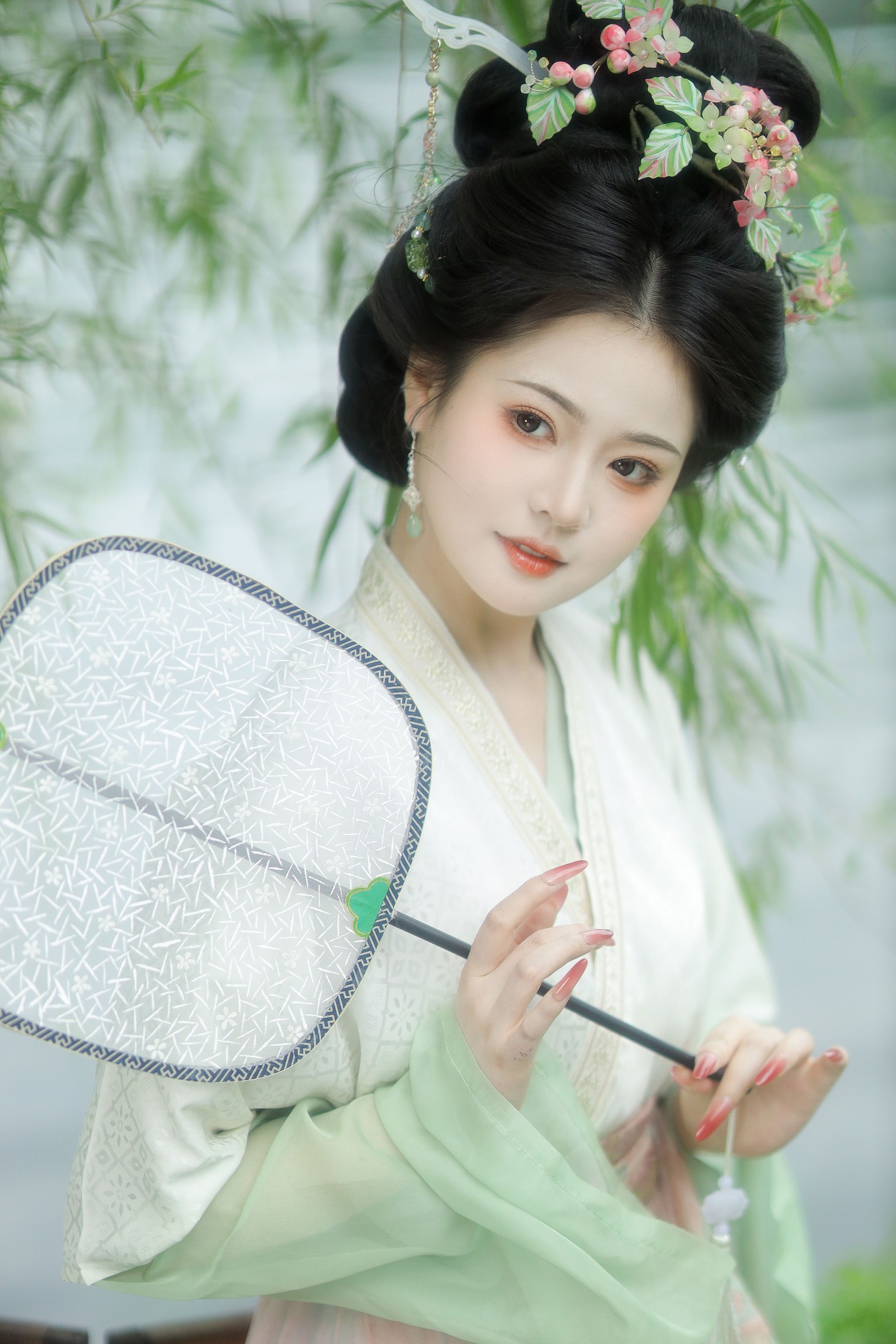 韫桉 – 《所谓伊人，在水一方》[10P] 插图1