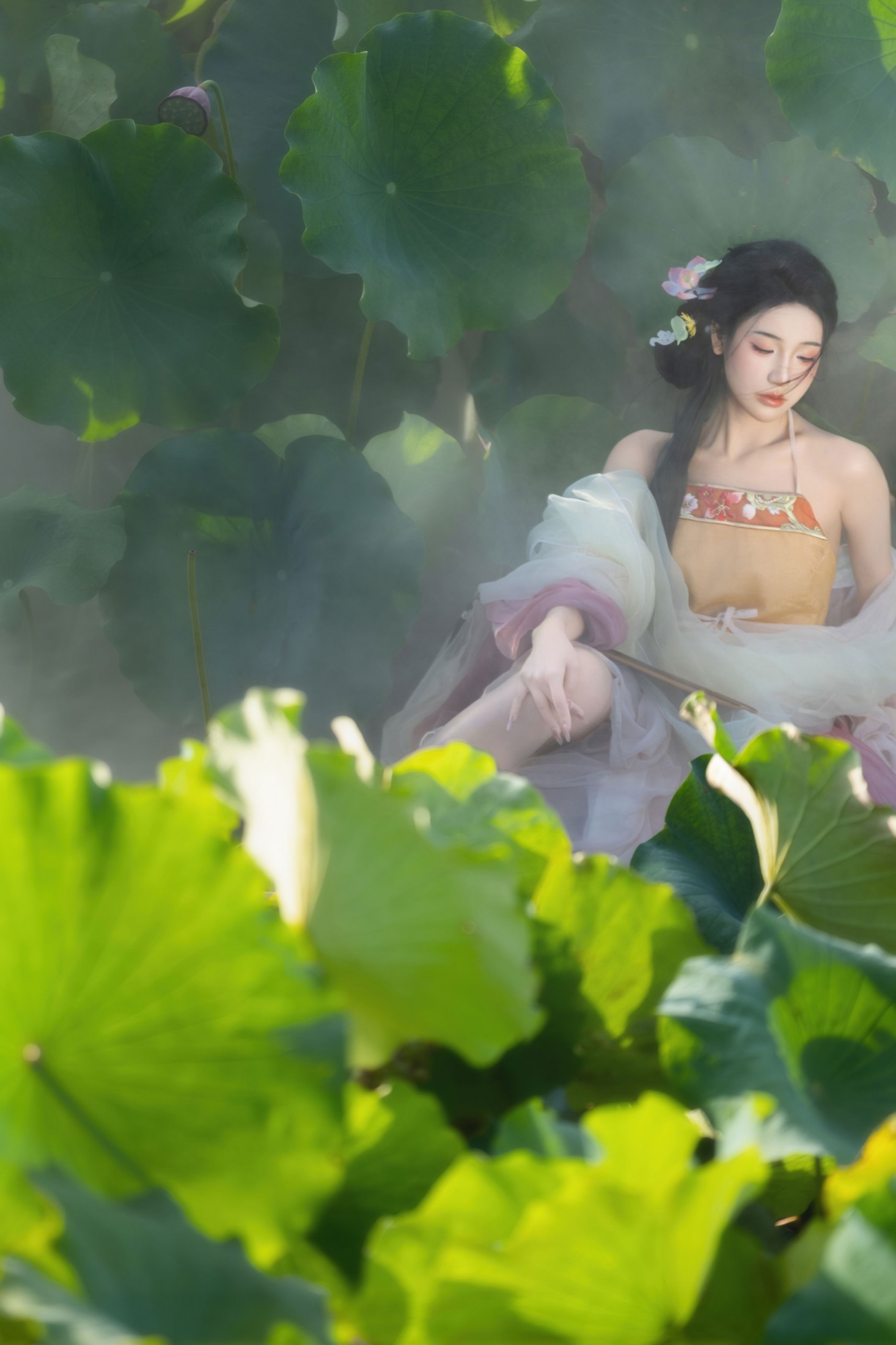  – 《荷香沁骨，美人入画》[13P] 插图1
