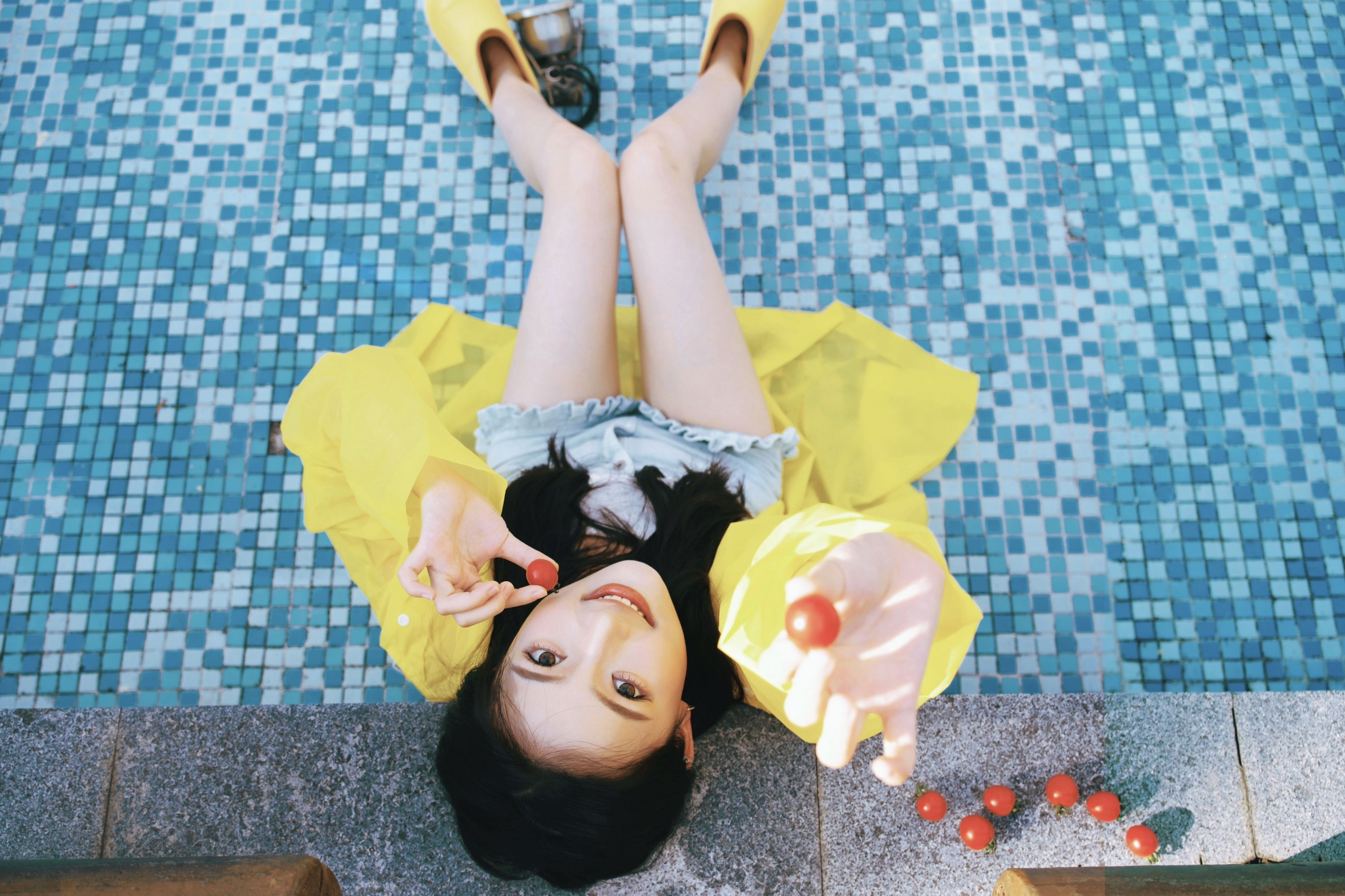 何薇羽 – 《蕃茄味的夏天》[9P] 插图1
