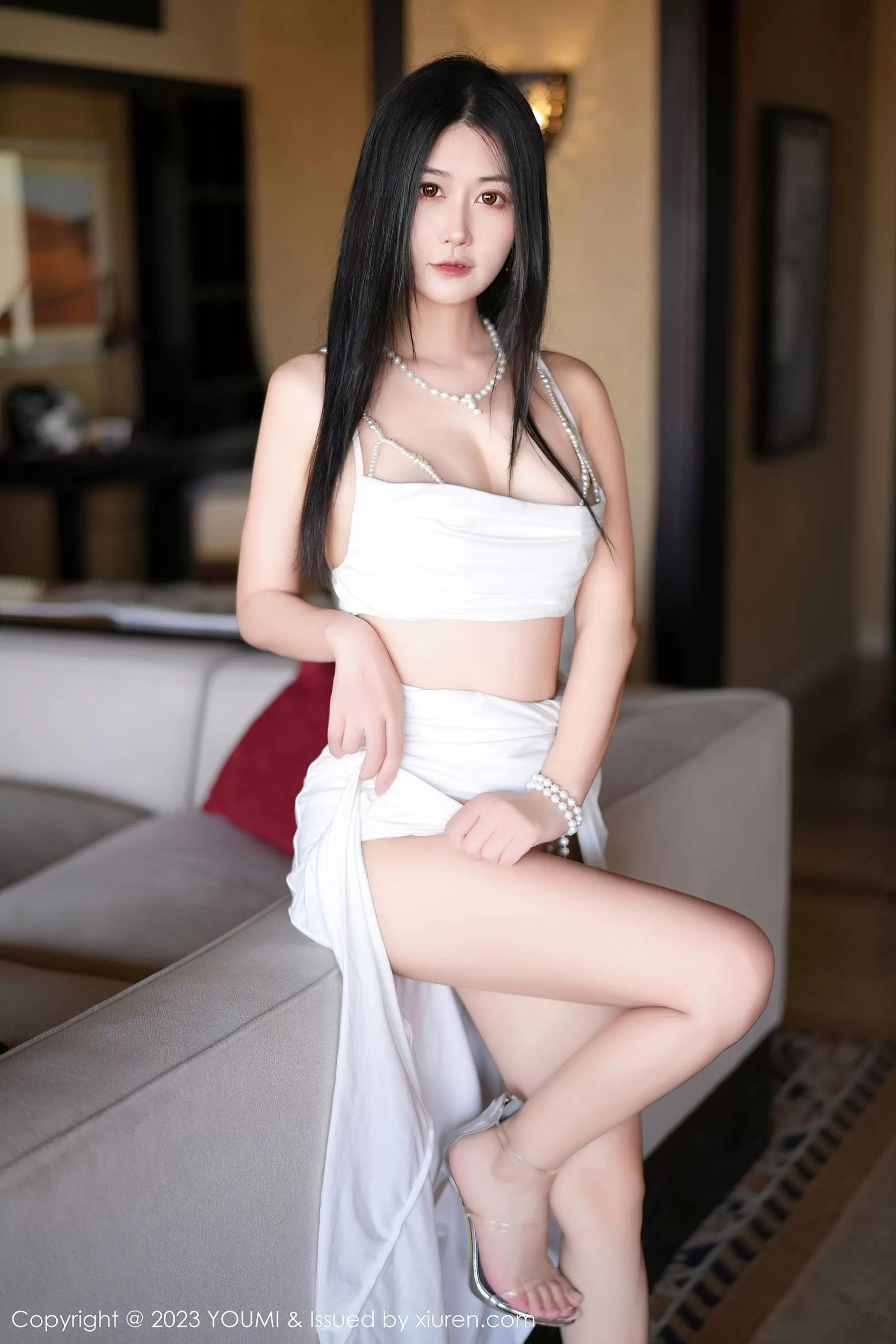 尤蜜荟 VOL.971 laura阿姣 长裙美腿 [79P] 插图1